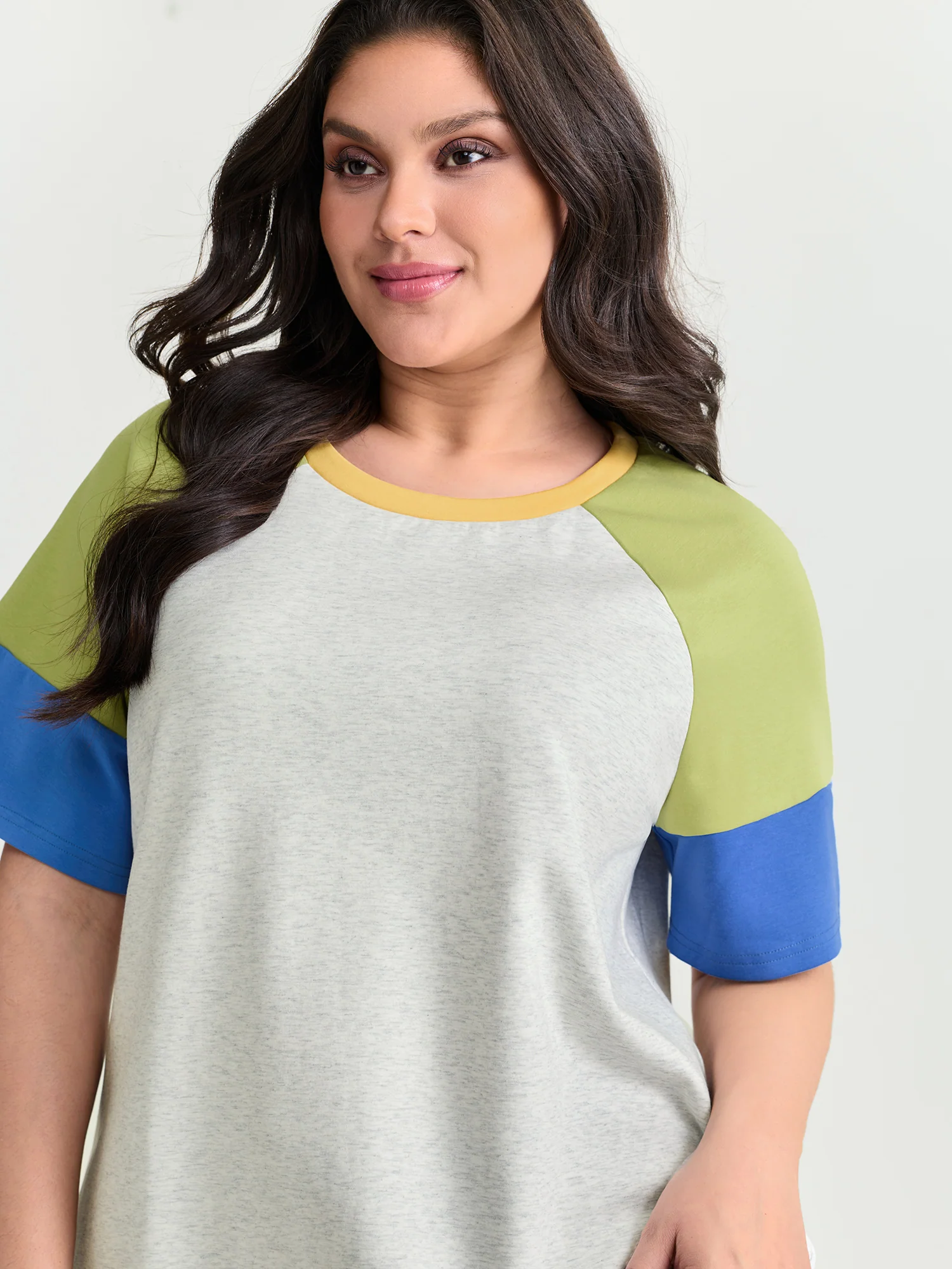 Colorblock Raglan Sleeve Plain T-Shirt - Image 2