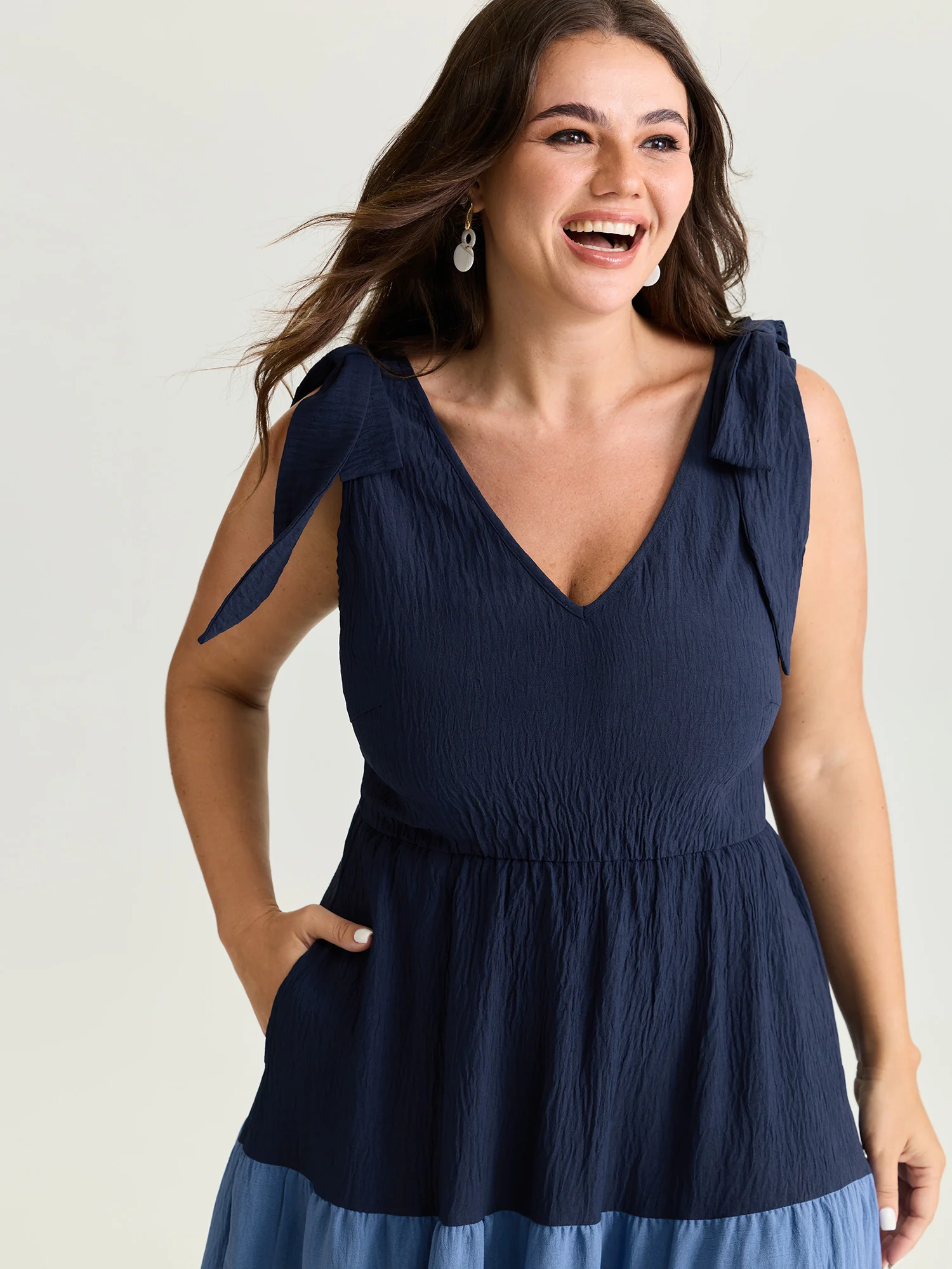 Colorblock Shoulder-Tie Tiered Maxi Dress - Image 2