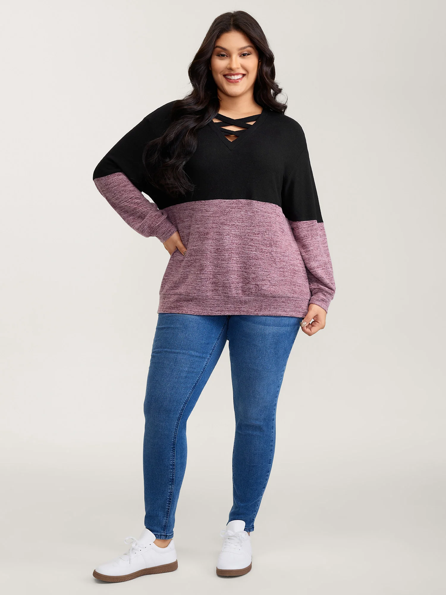 Colorblock Spliced Cross-Tie Sweatshirt - Image 3