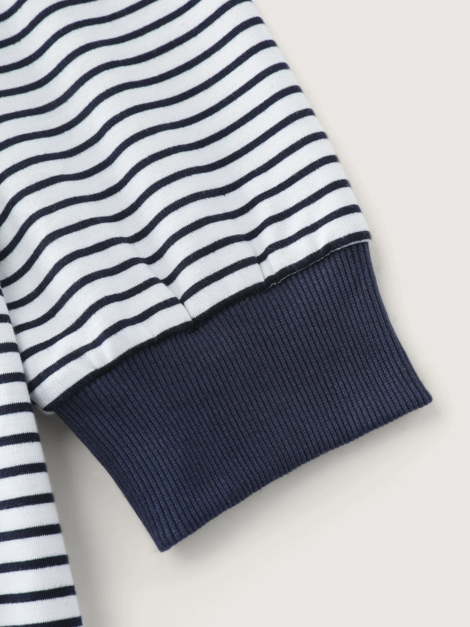 Colorblock Stripe Round Neck Sweatshirt - Image 6