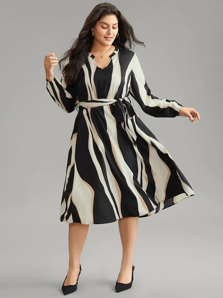 Colorblock Striped Notched Belted Lantern Sleeve Dress - Image 3