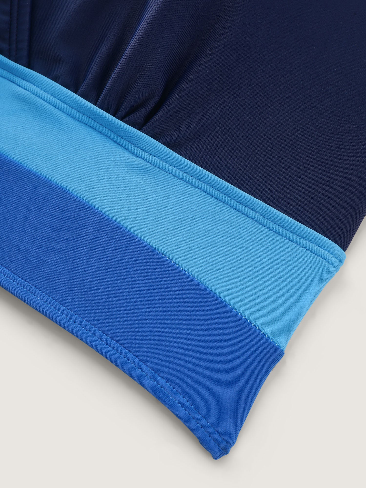 Colorblock Surplice Neckline Bikini Top - Image 4