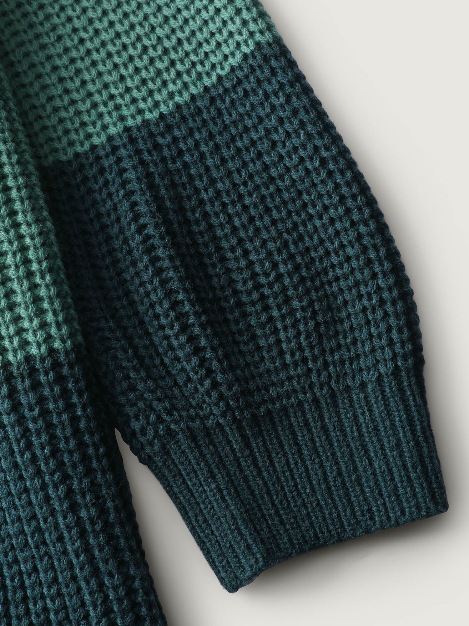 Colorblock Textured Balloon Sleeve Pullover - Image 6