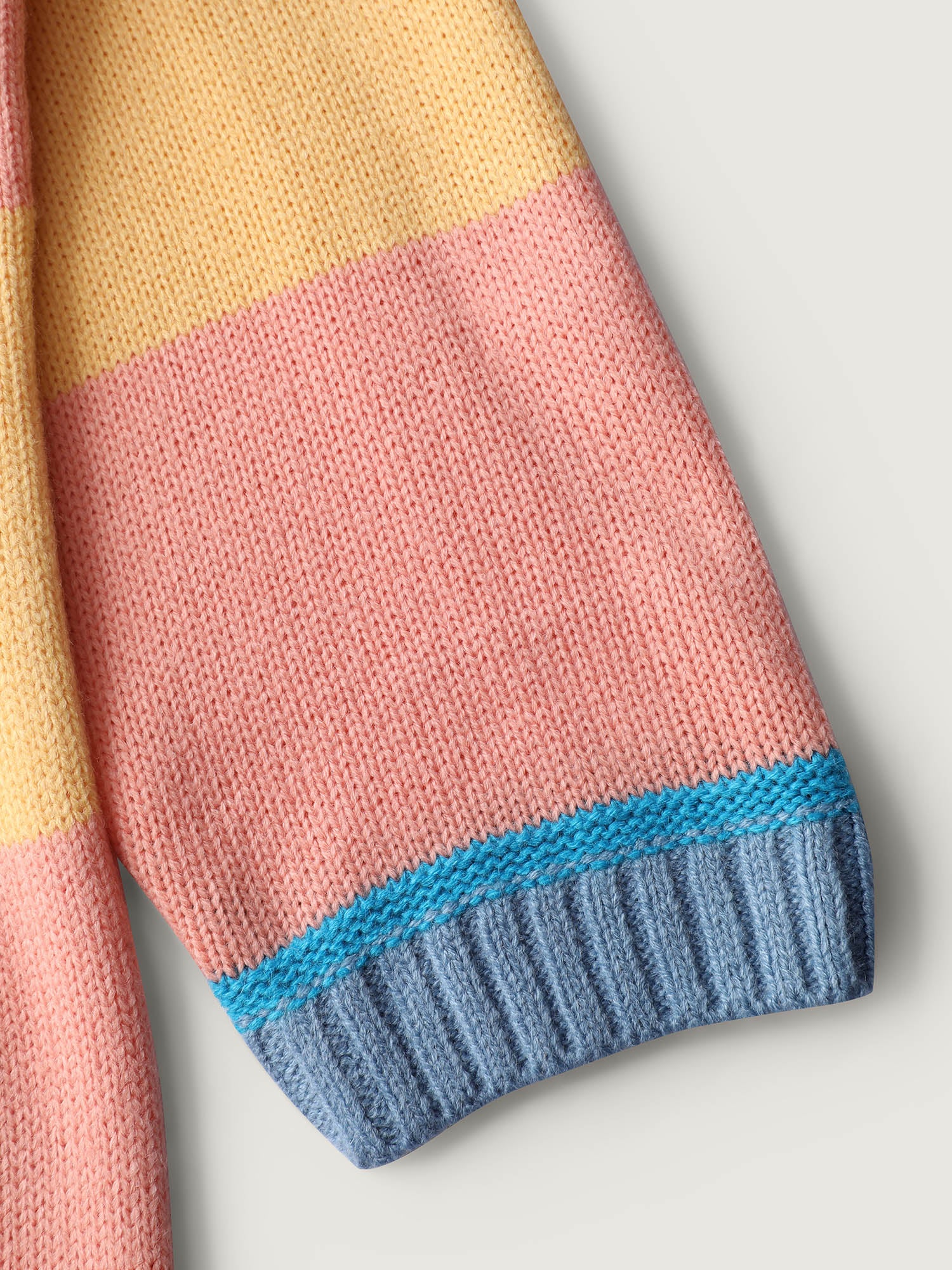 Colorblock Textured Flowy Fit Pullover - Image 5