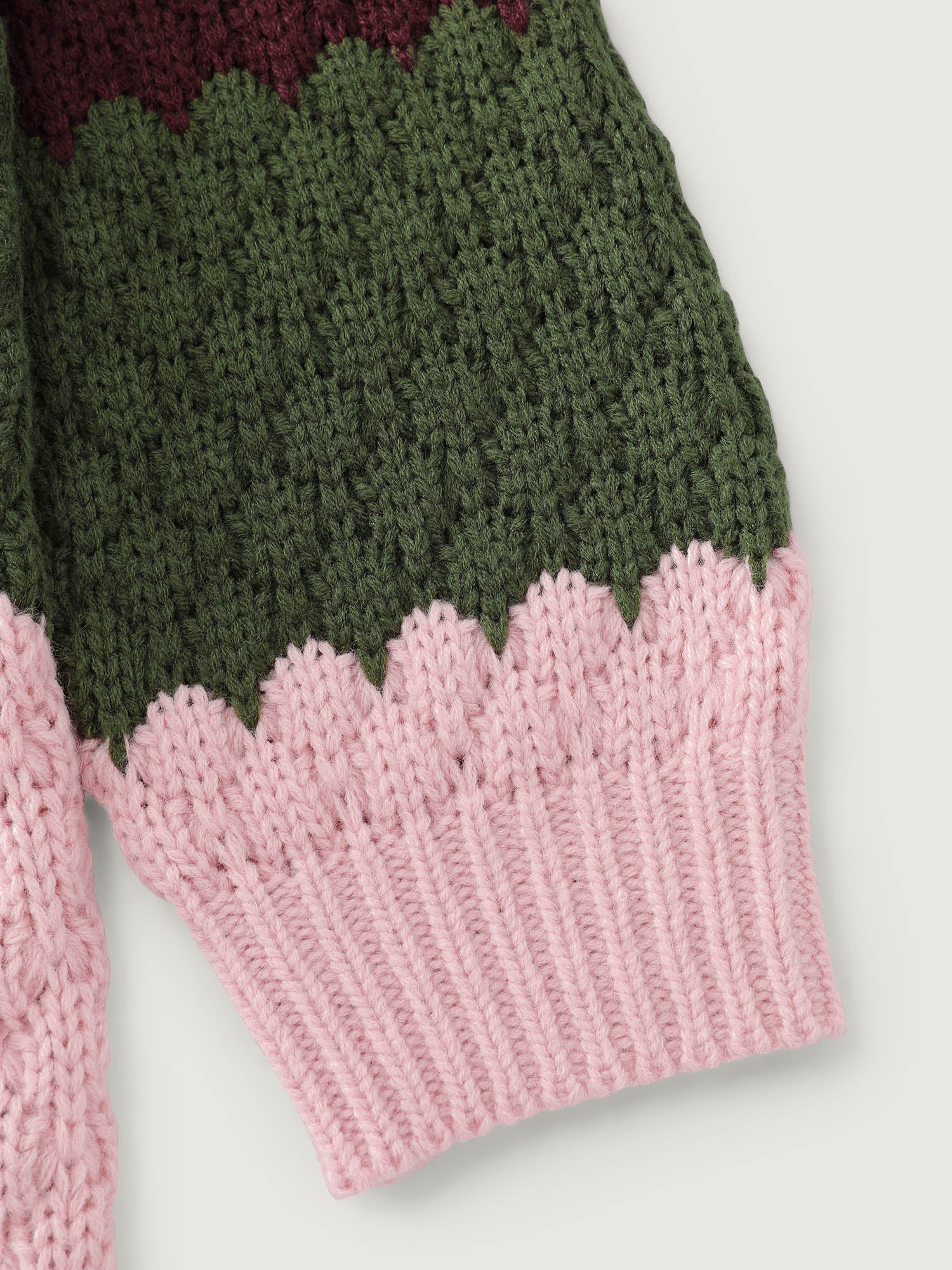 Colorblock Textured Ribbed Hem Pullover - Image 6