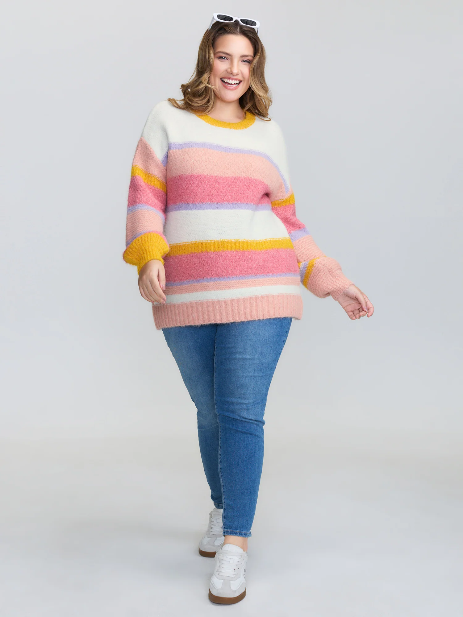 Colorblock Textured Ribbed Hem Pullover - Image 2