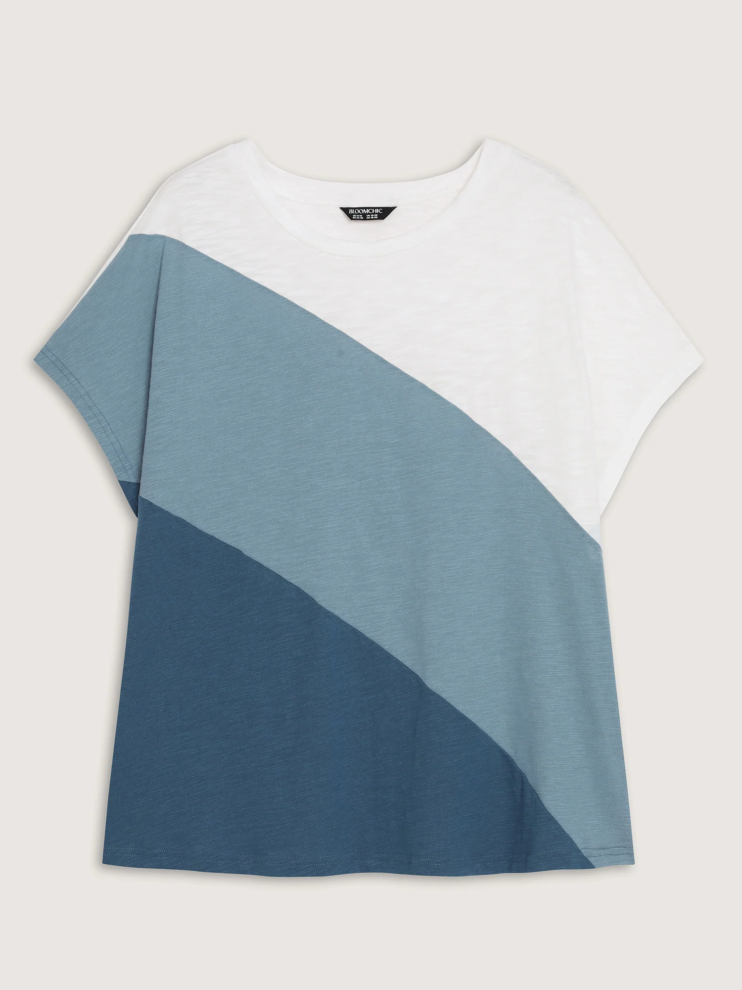 Colorblock Textured Round Neck T-Shirt - Image 7