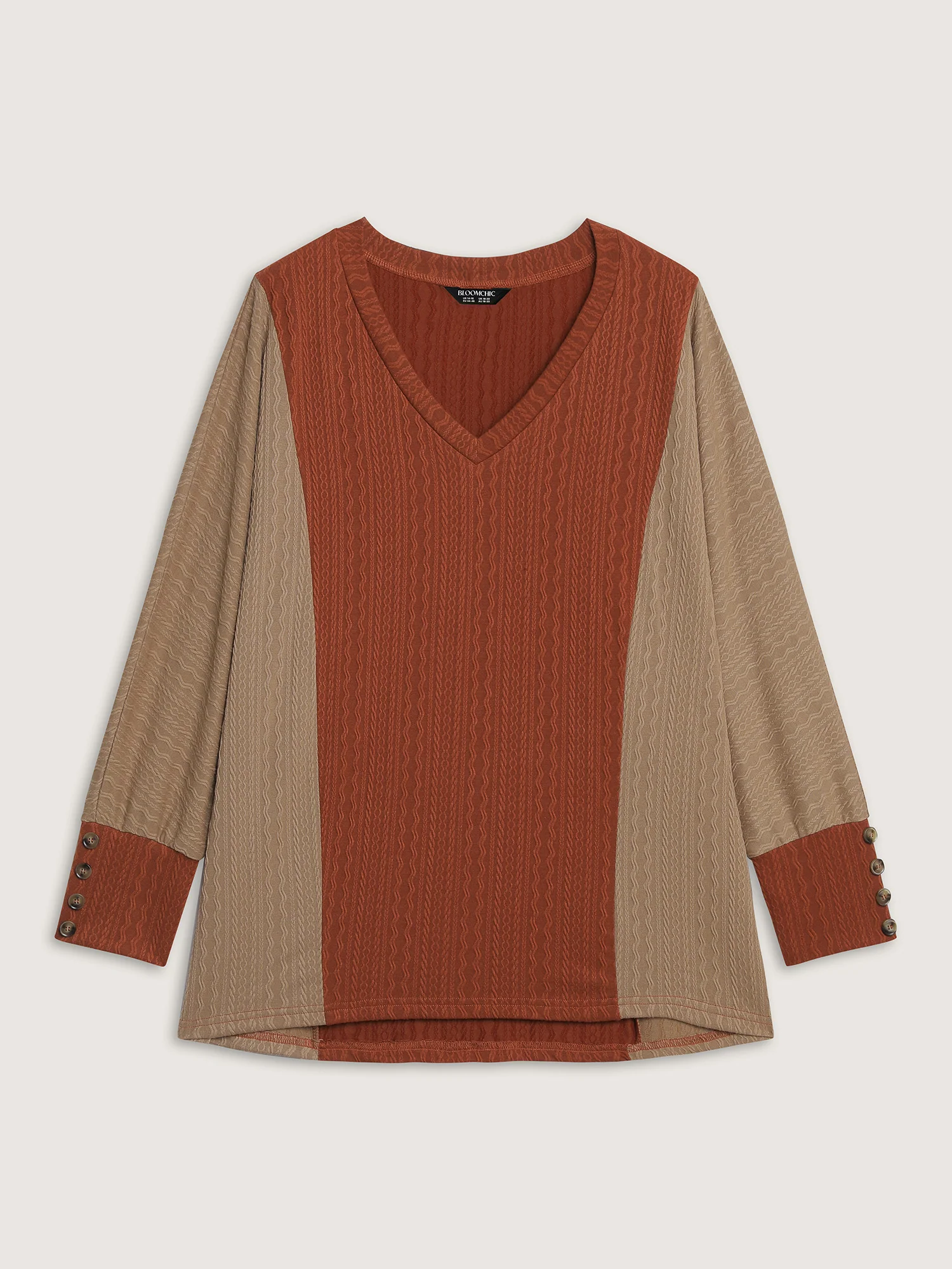 Colorblock Textured V-Neck T-Shirt - Image 7