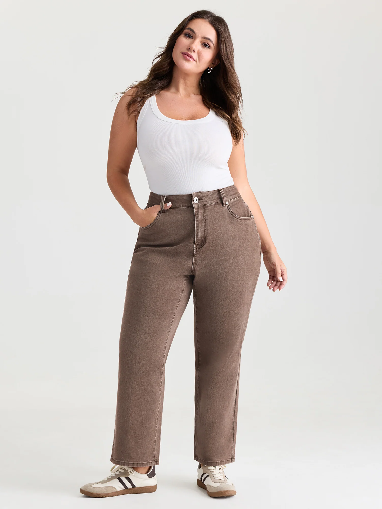 Classic High-Rise Cropped Straight-Leg Jeans