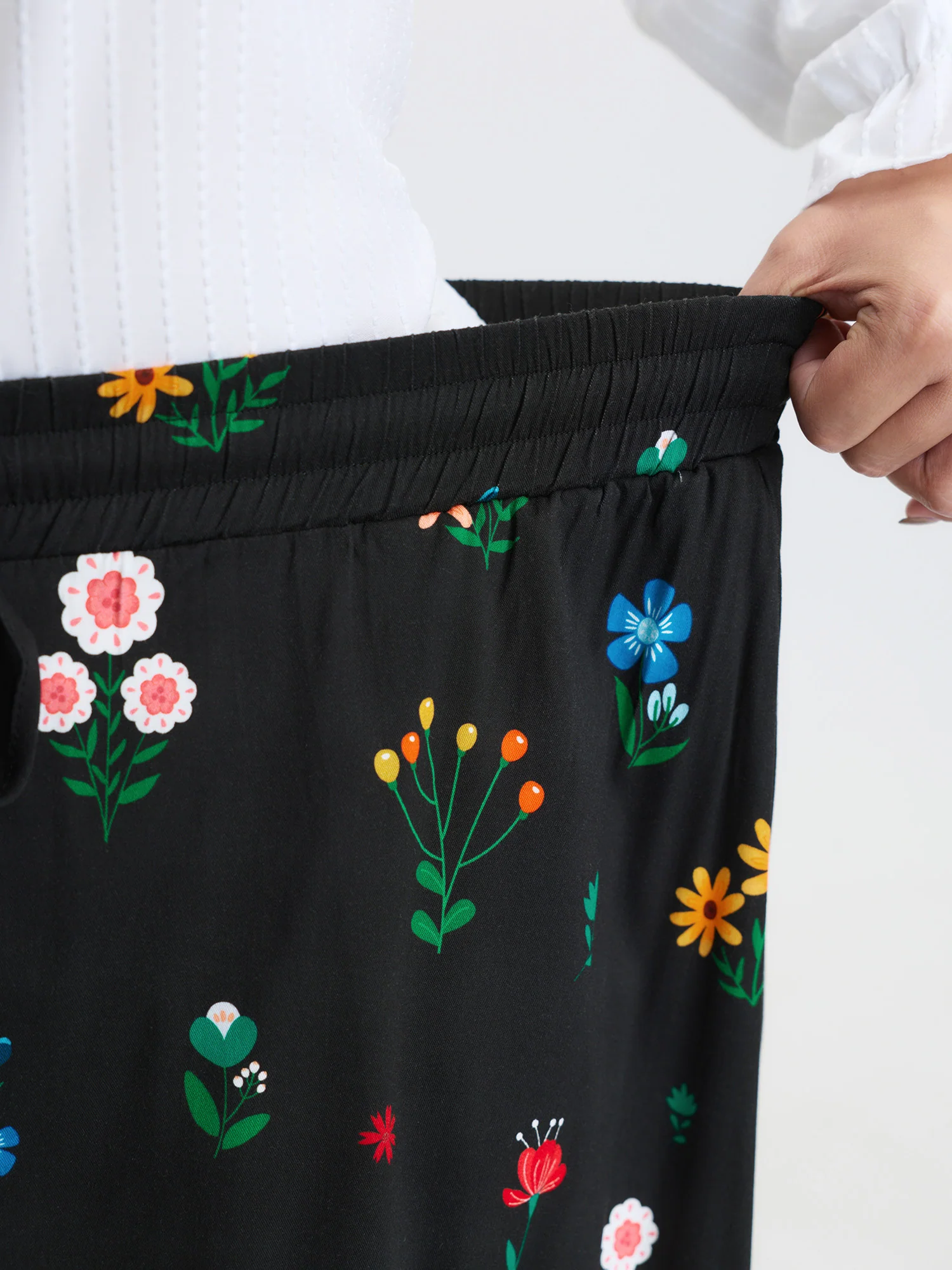 Colorful Floral Print Drawstring Midi Skirt - Image 4