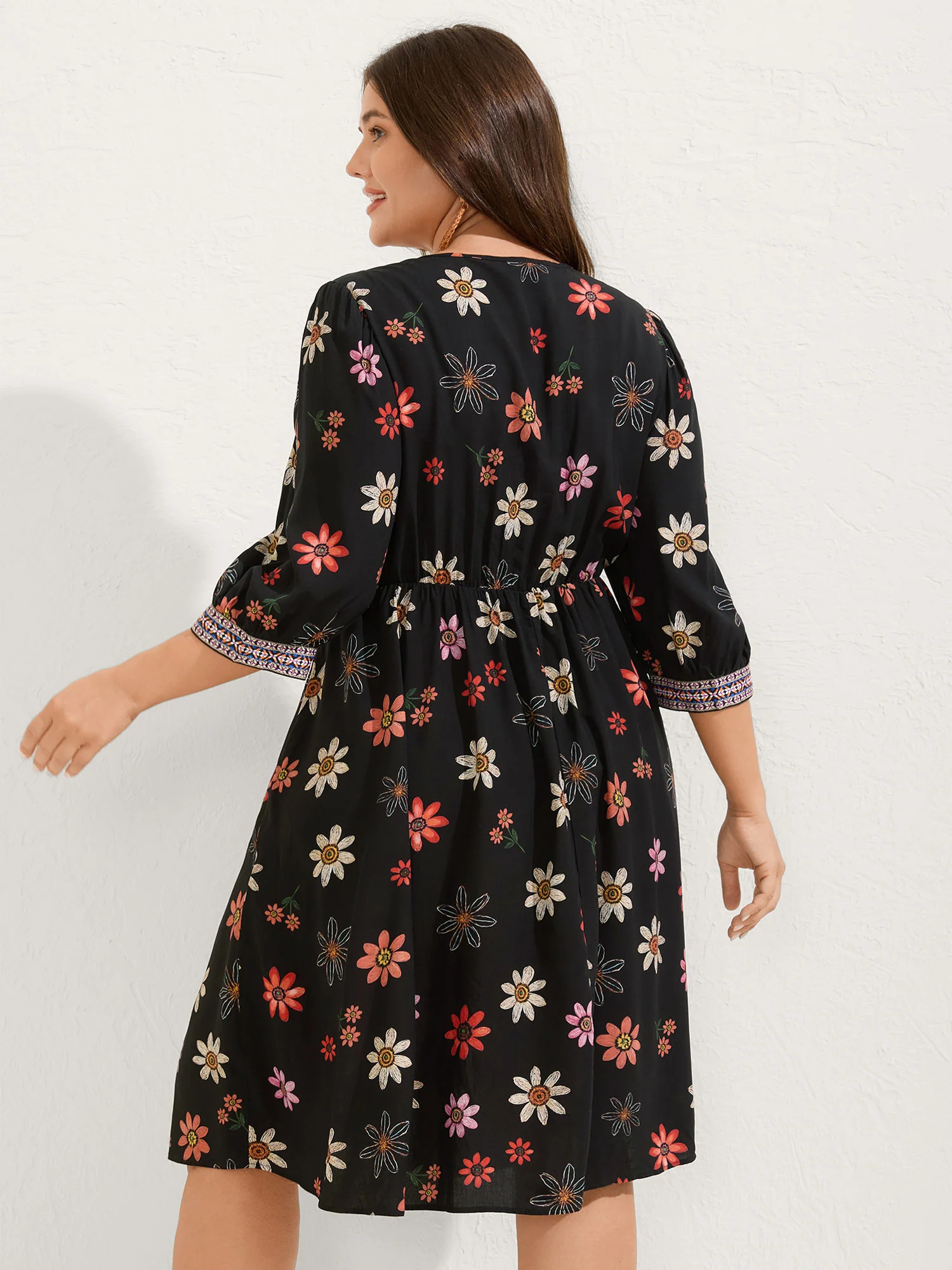 Colorful Floral Ribbon Neckline Pockets Midi Dress - Image 4