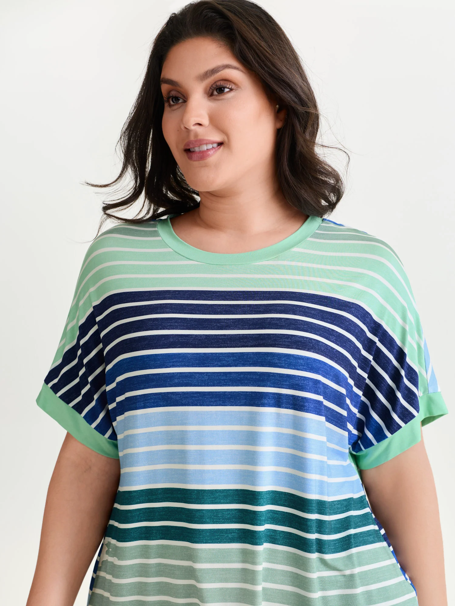 Colorful Gradient Stripe Round Neck T-Shirt - Image 9