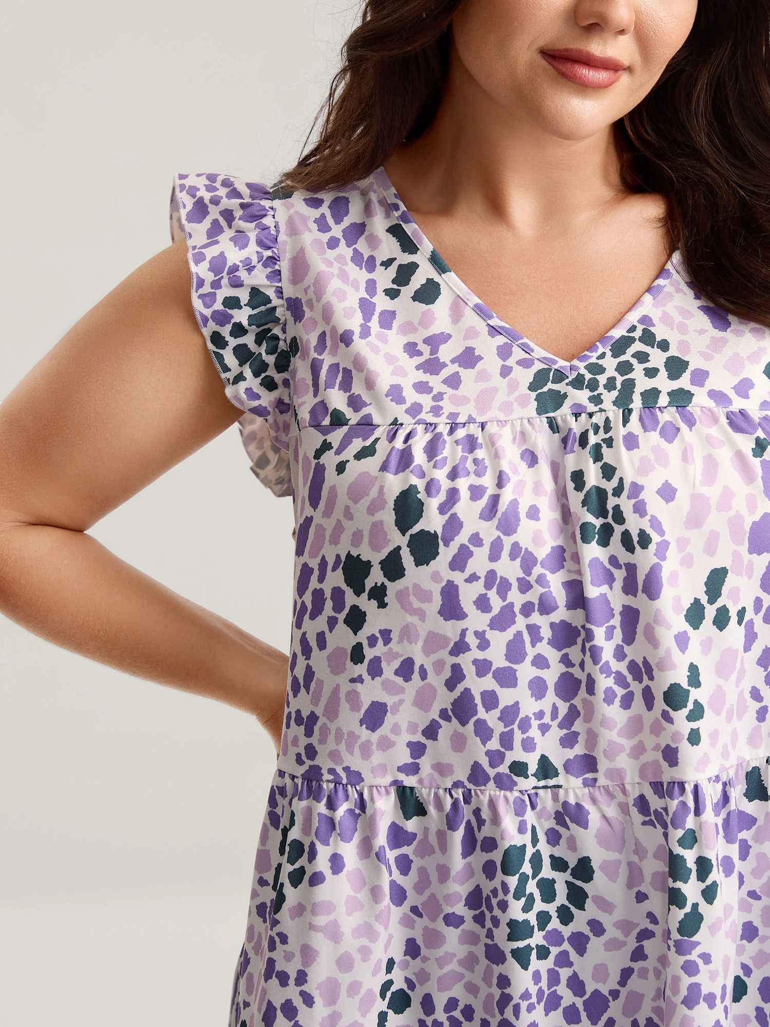Colorful Leopard Print Bust-Comfort Top - Image 2