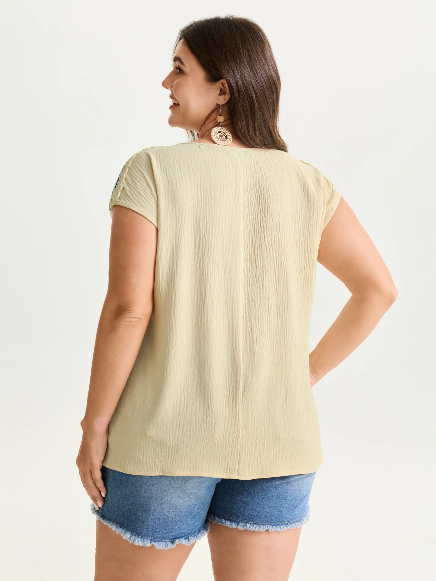 Colorful Openwork Crochet V-Neck Blouse - Image 10