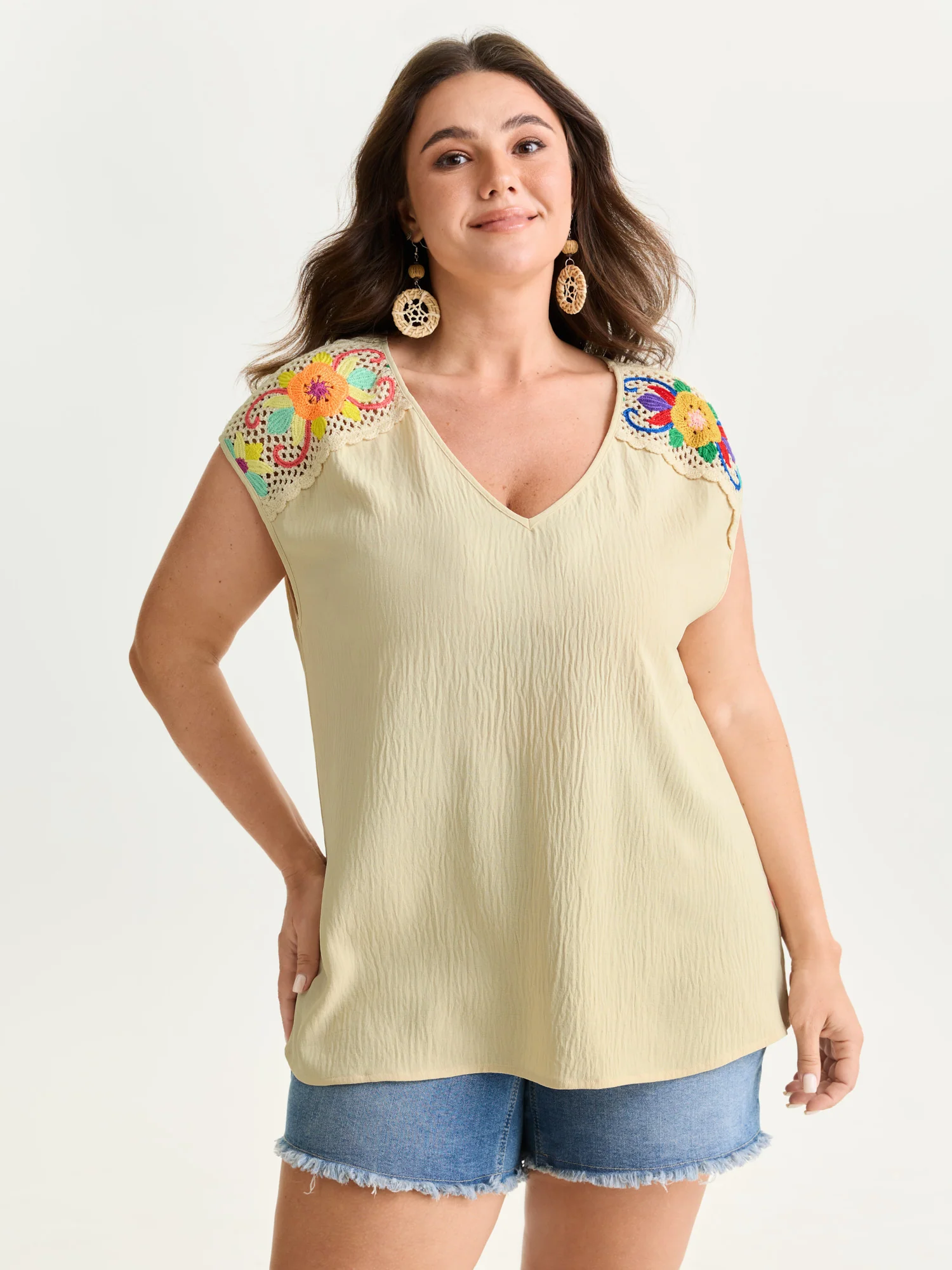 Colorful Openwork Crochet V-Neck Blouse - Image 8