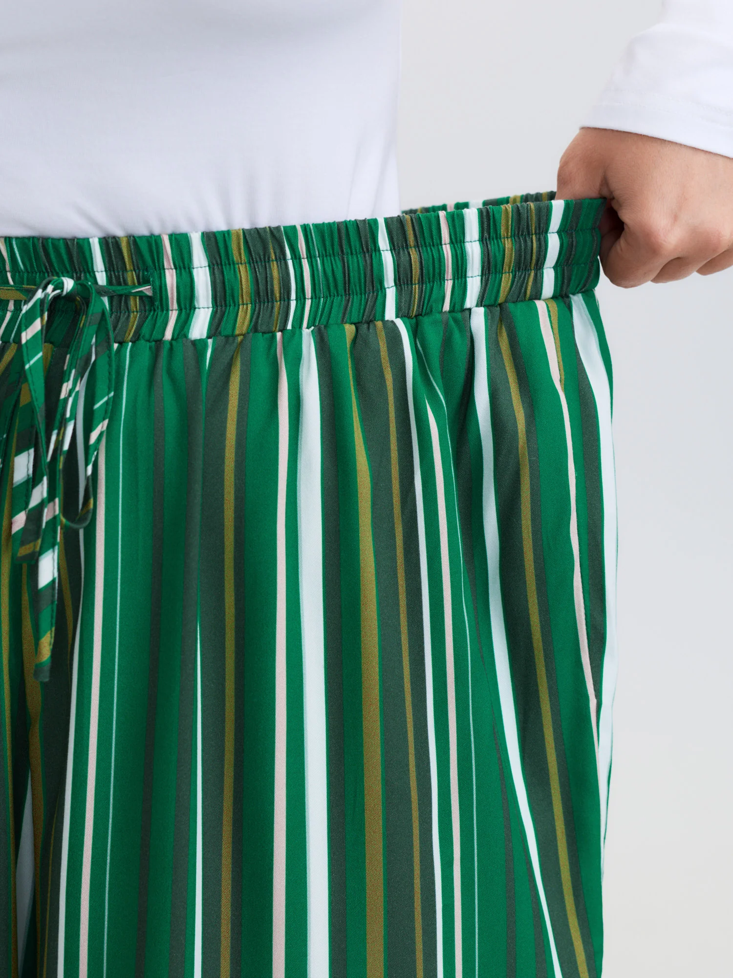 Colorful Stripes Drawstring Waist Pants - Image 4