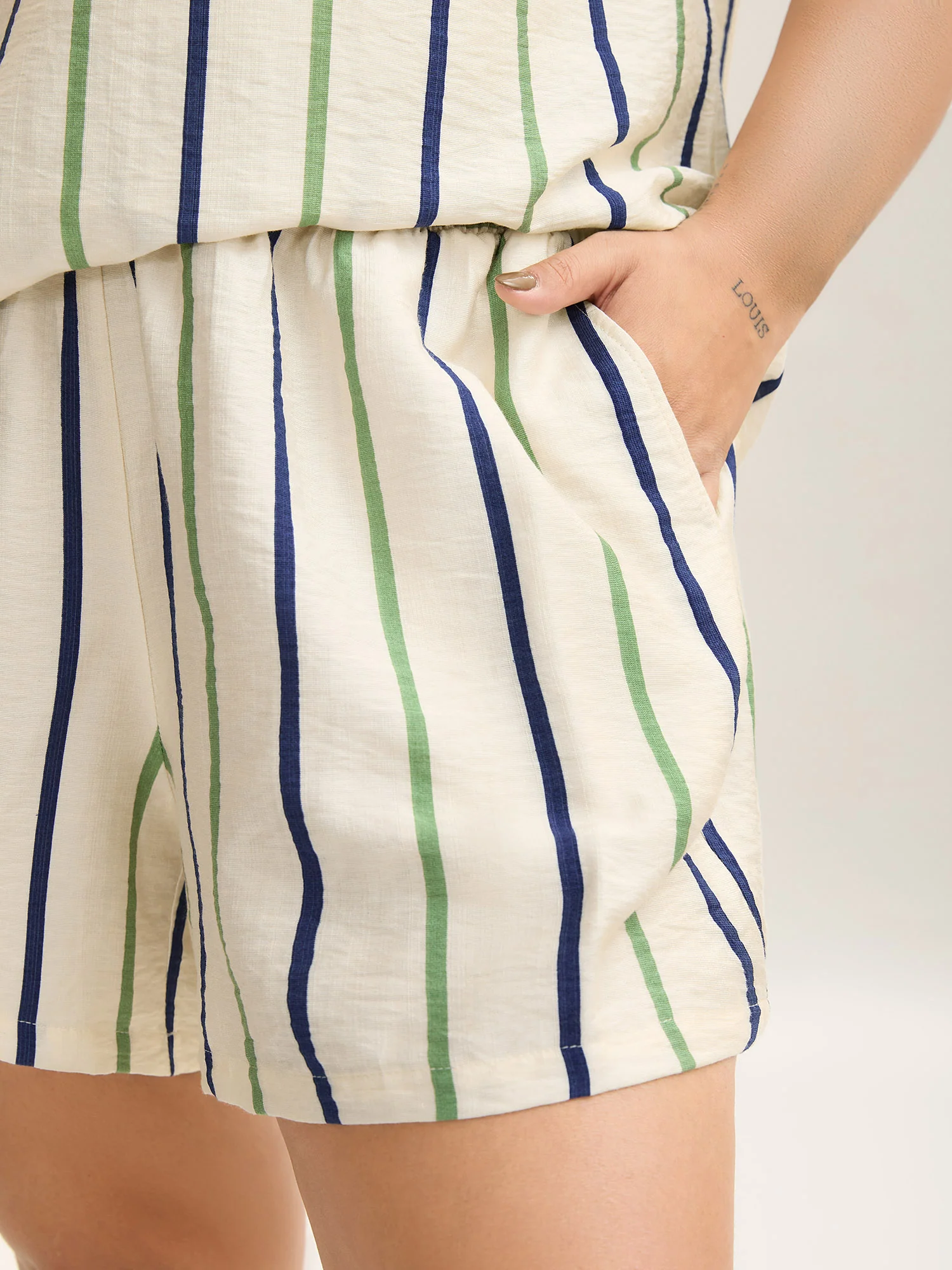 Colorful Stripes Flowy Loungewear Set - Image 4