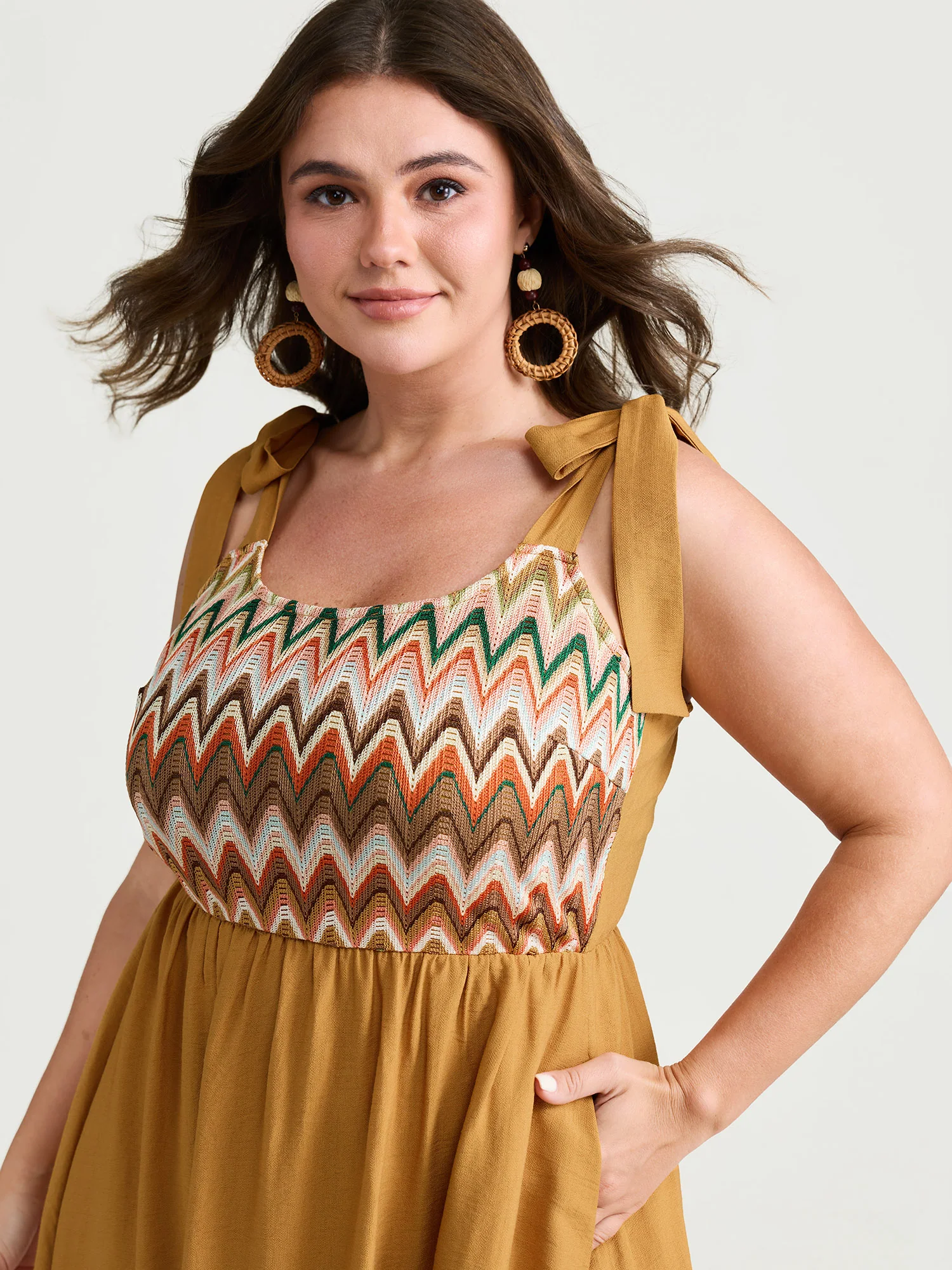 Colorful Wavy Print Shoulder Tie Maxi Dress - Image 2