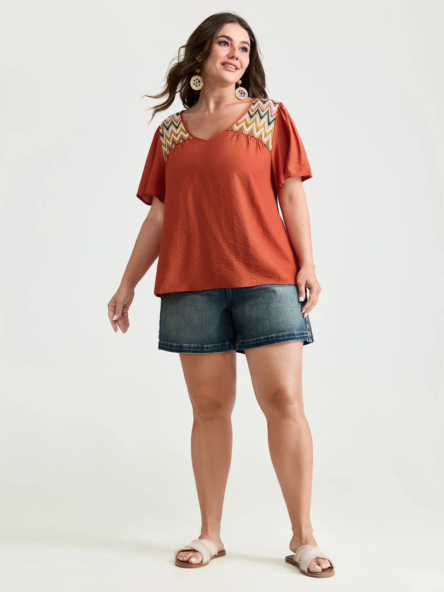 Colorful Wavy Shoulder V-Neck Plain Blouse - Image 3