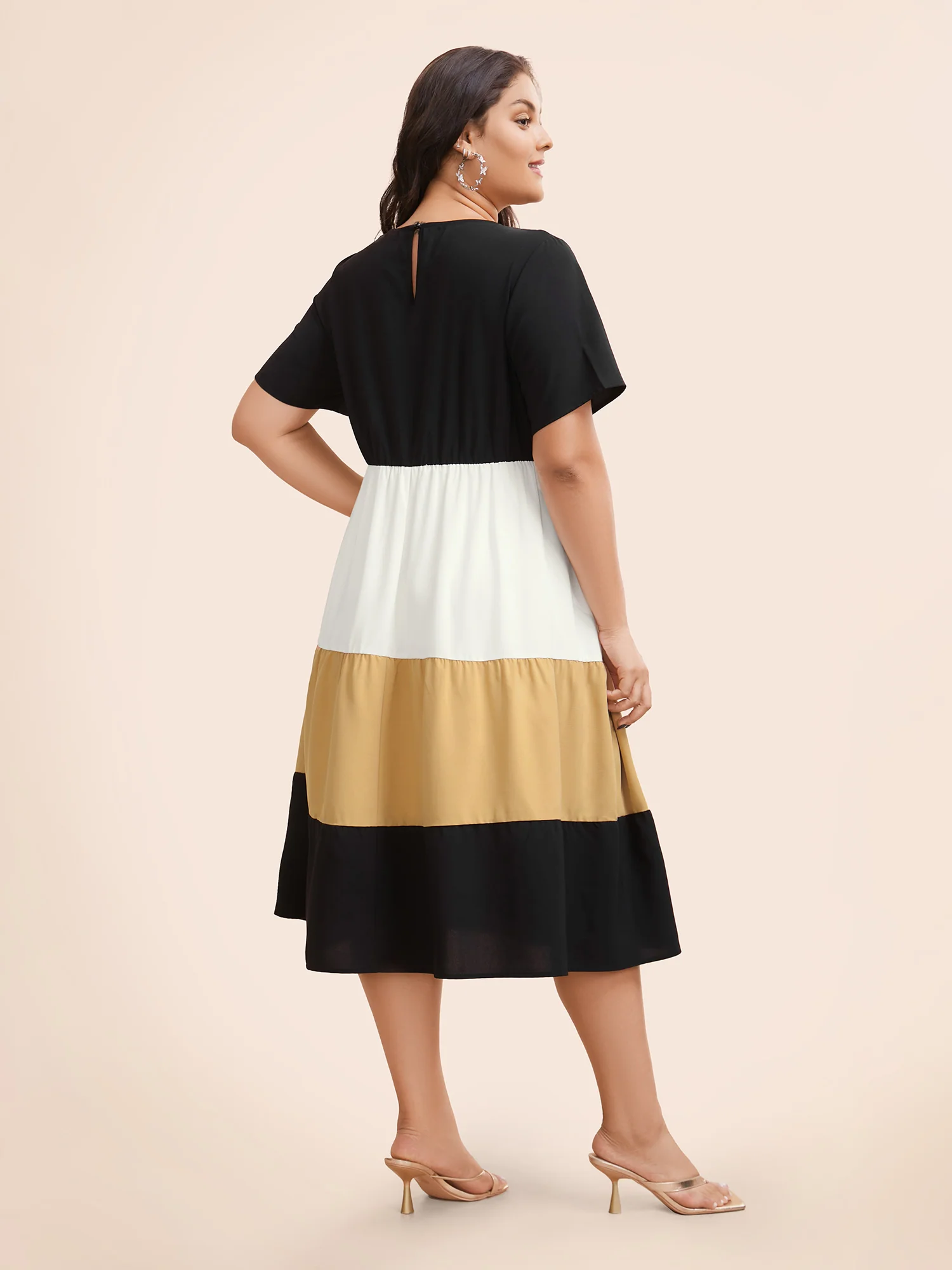 Contrast Belted Pocket Layered Hem Dolman Sleeve Dress - Image 4