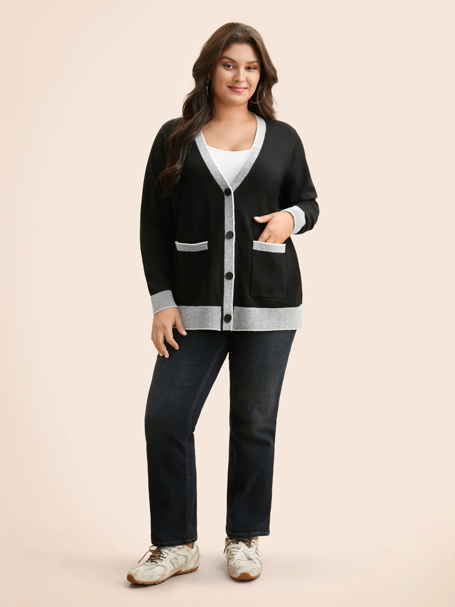 Contrast Button Up Pocket Cardigan - Image 4