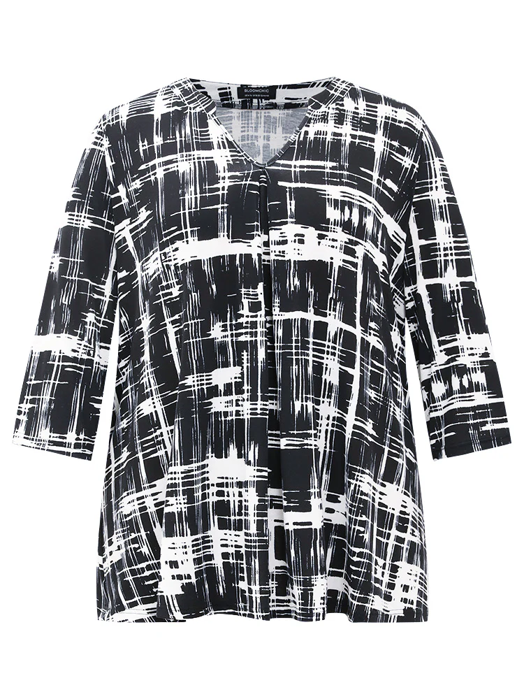 Contrast Colorblock Notched Plicated T-shirt - Image 7