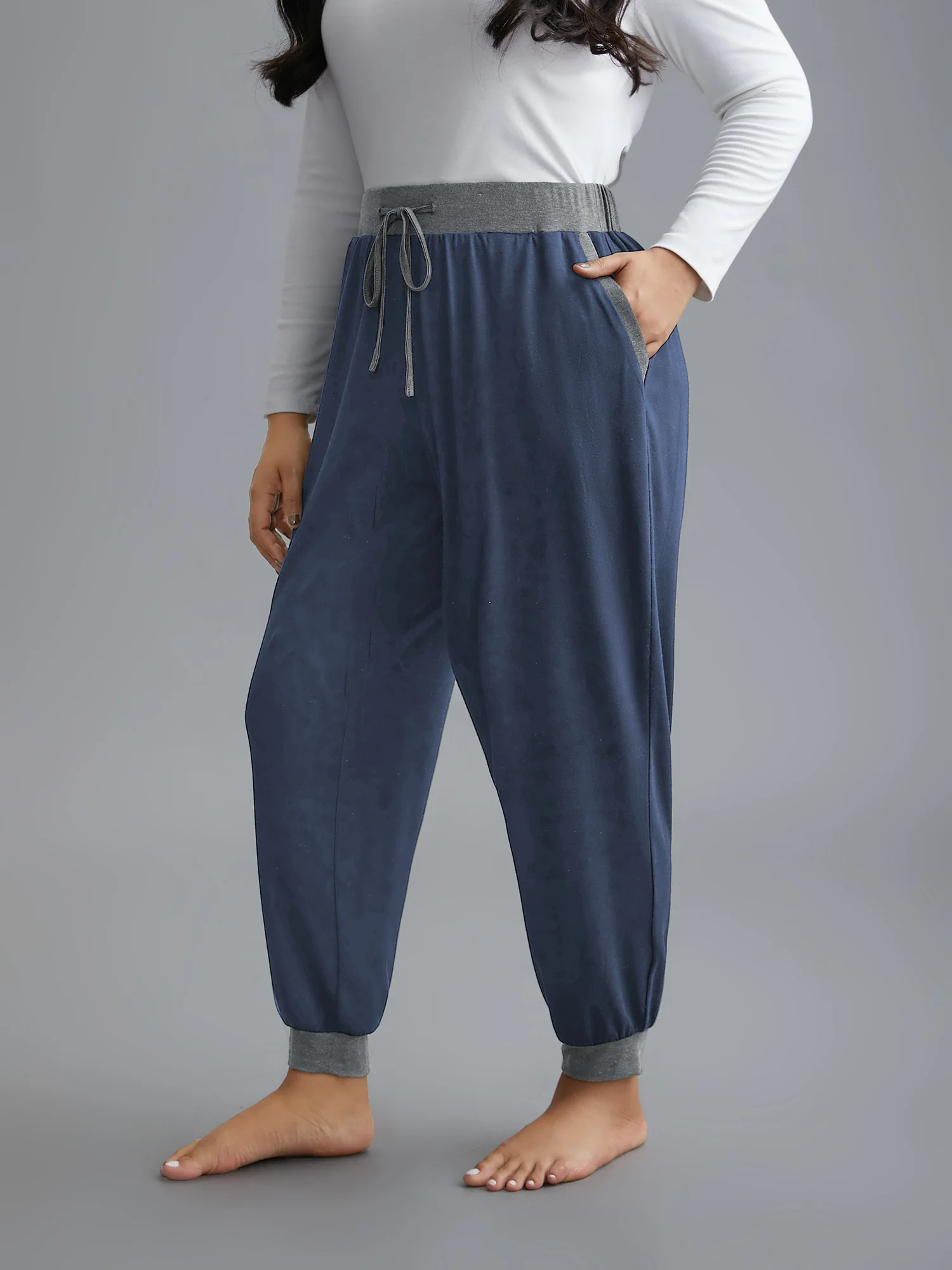 Contrast Drawstring Loungewear Bottoms - Image 10