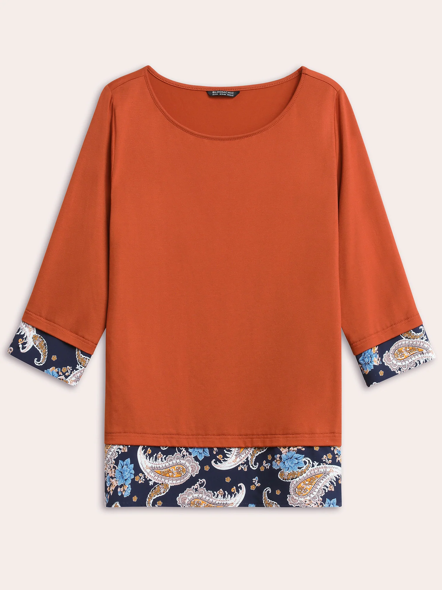 Contrast Paisley Print Curved Hem T-shirt - Image 6