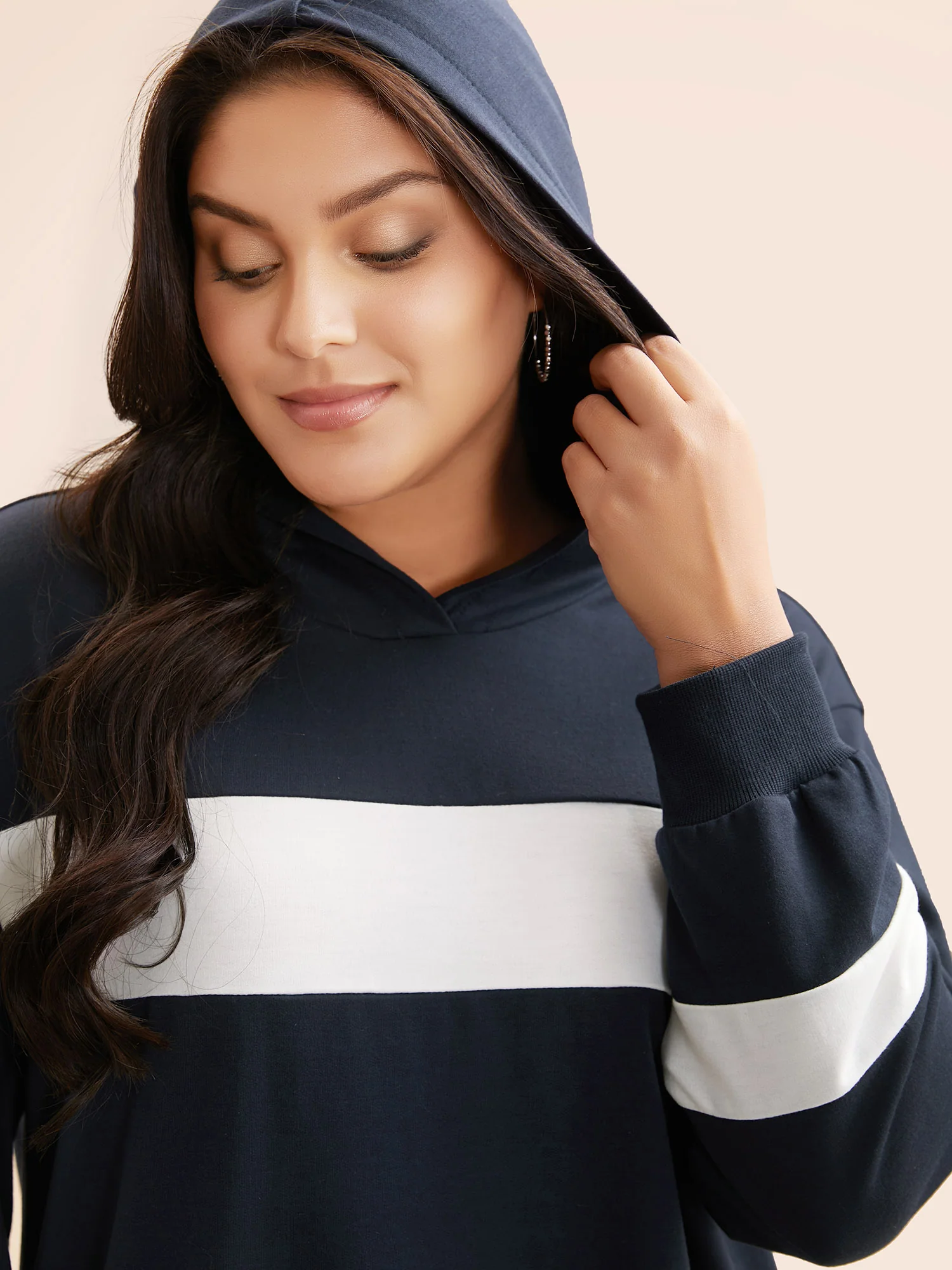 Contrast Patchwork Hooded Sweatshirt - Image 2