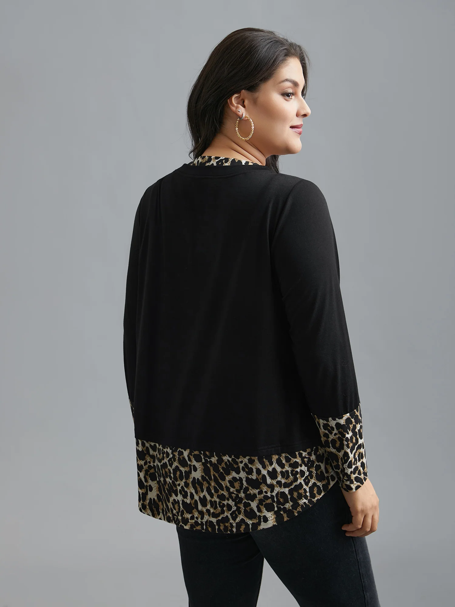 Contrast Patchwork Leopard Stretchy T-shirt - Image 2