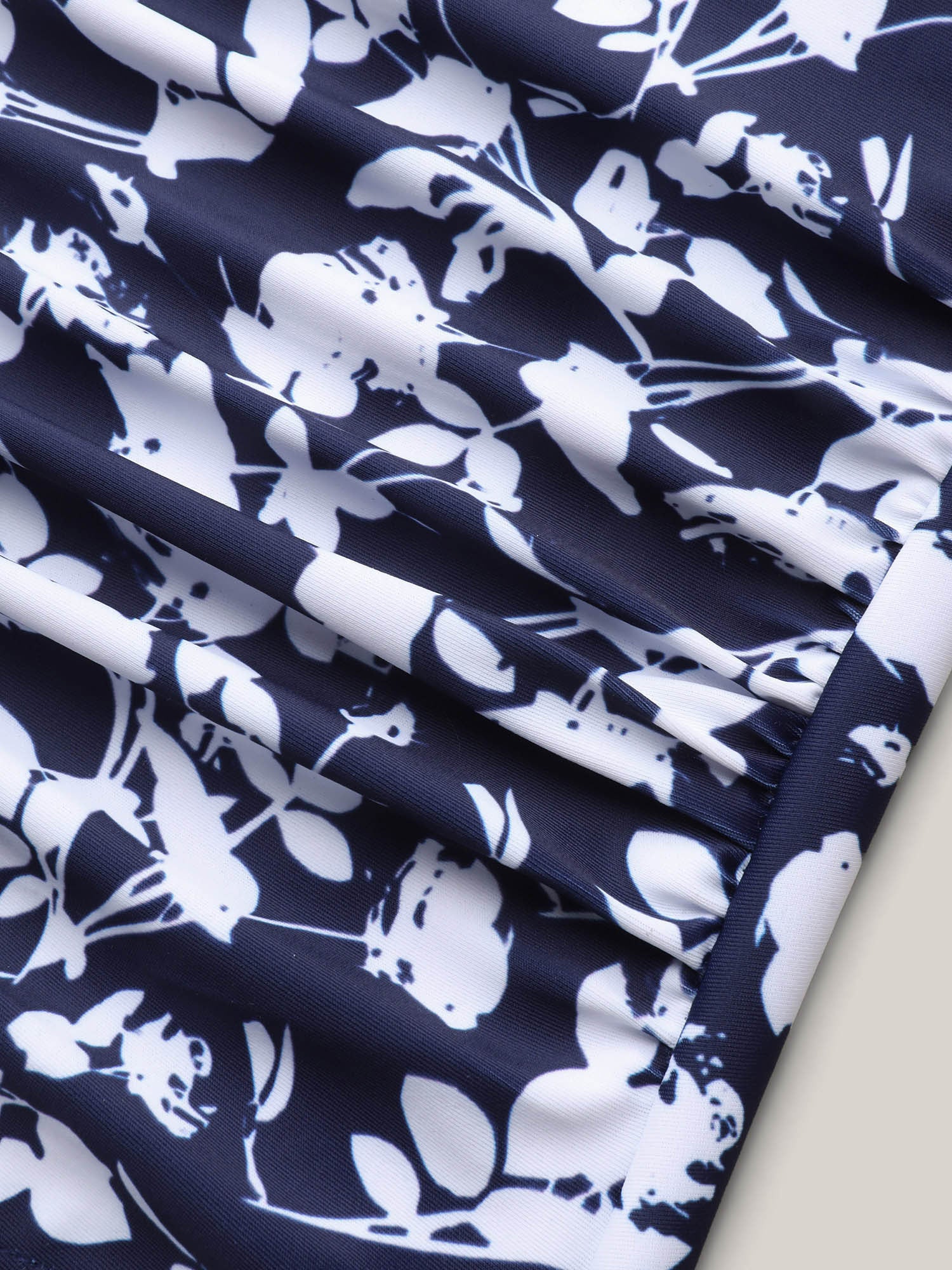Contrast Print Surplice One-Piece Swimsuit - Image 6