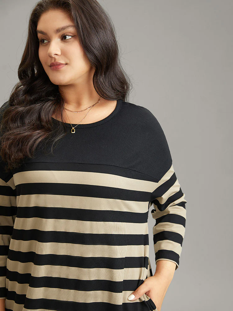 Contrast Striped Pocket Knit Dress - Image 5