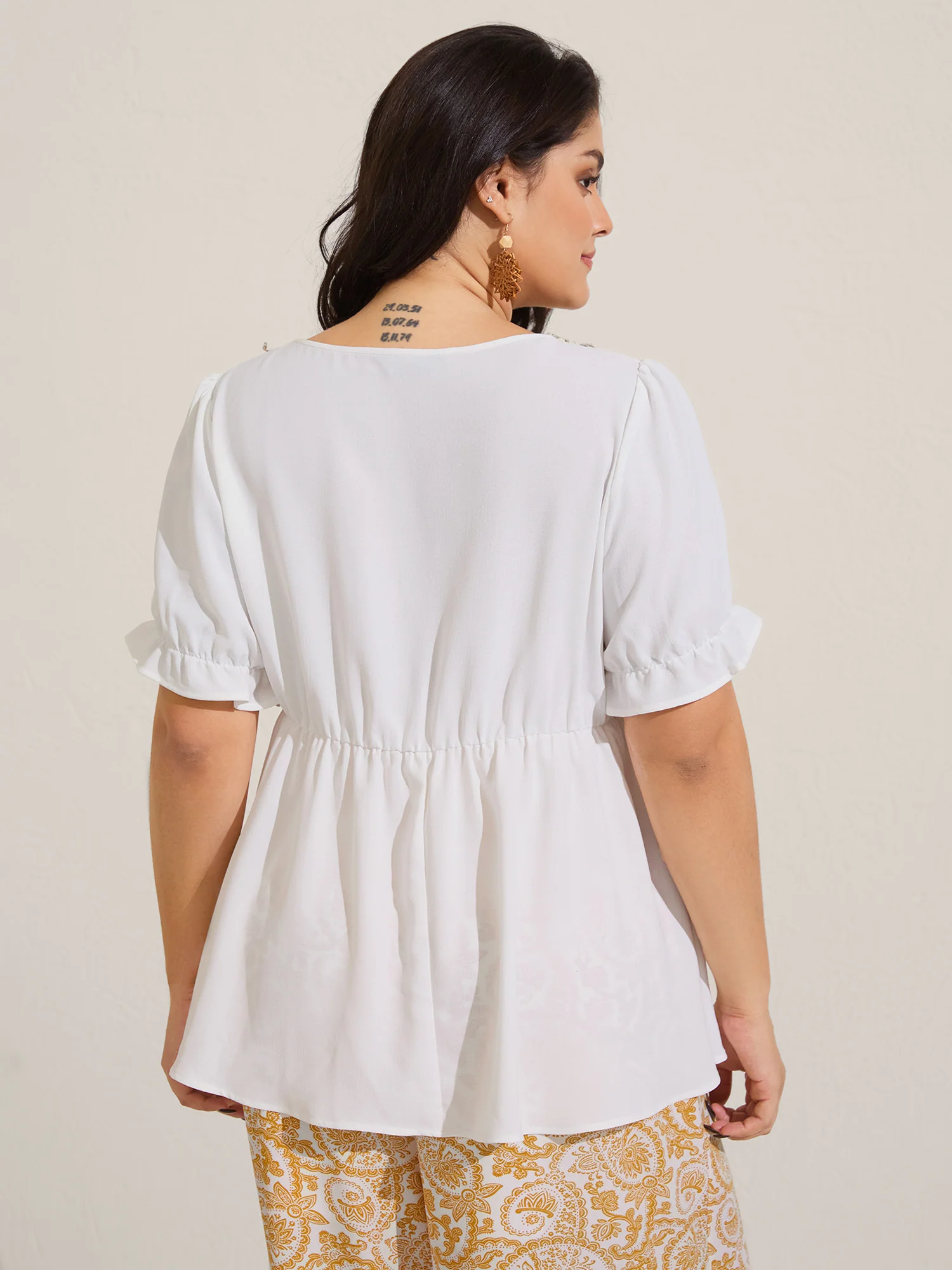Contrast Webbing Shell Detail Blouse - Image 4