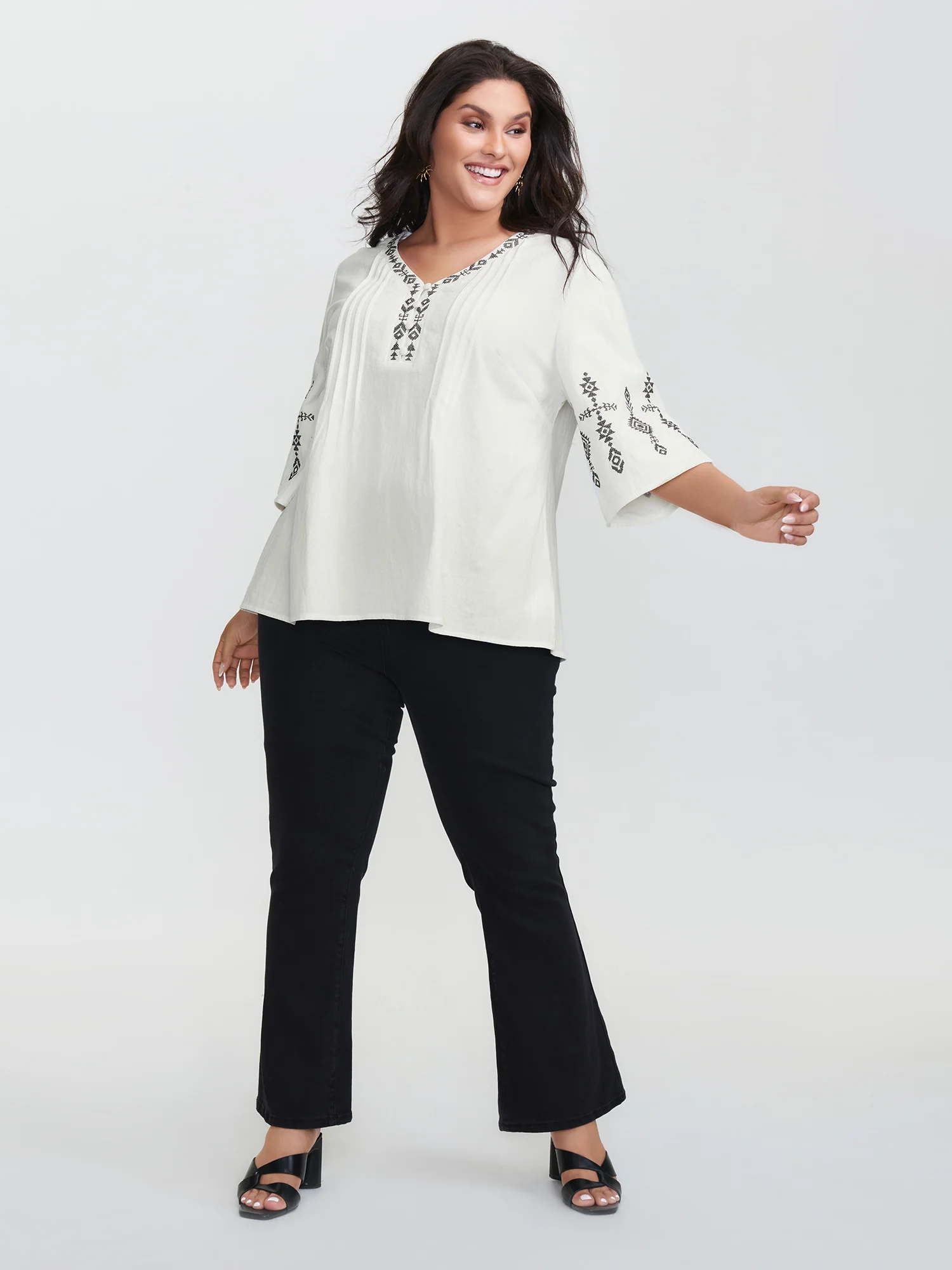 Cotton Boho Embroidery V-Neck Blouse - Image 3