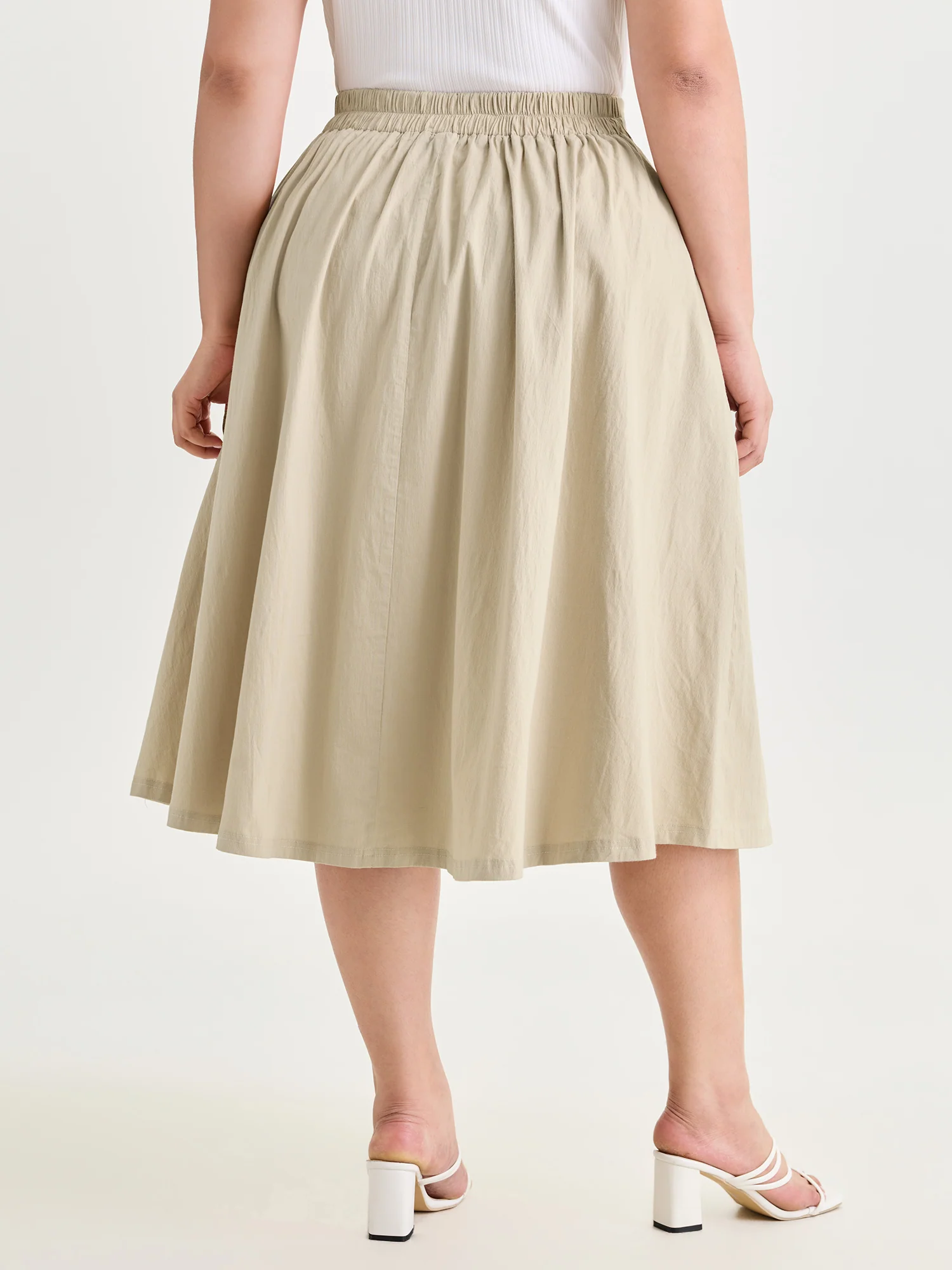 Cotton Button Detail Pleated Solid Midi Skirt - Image 5