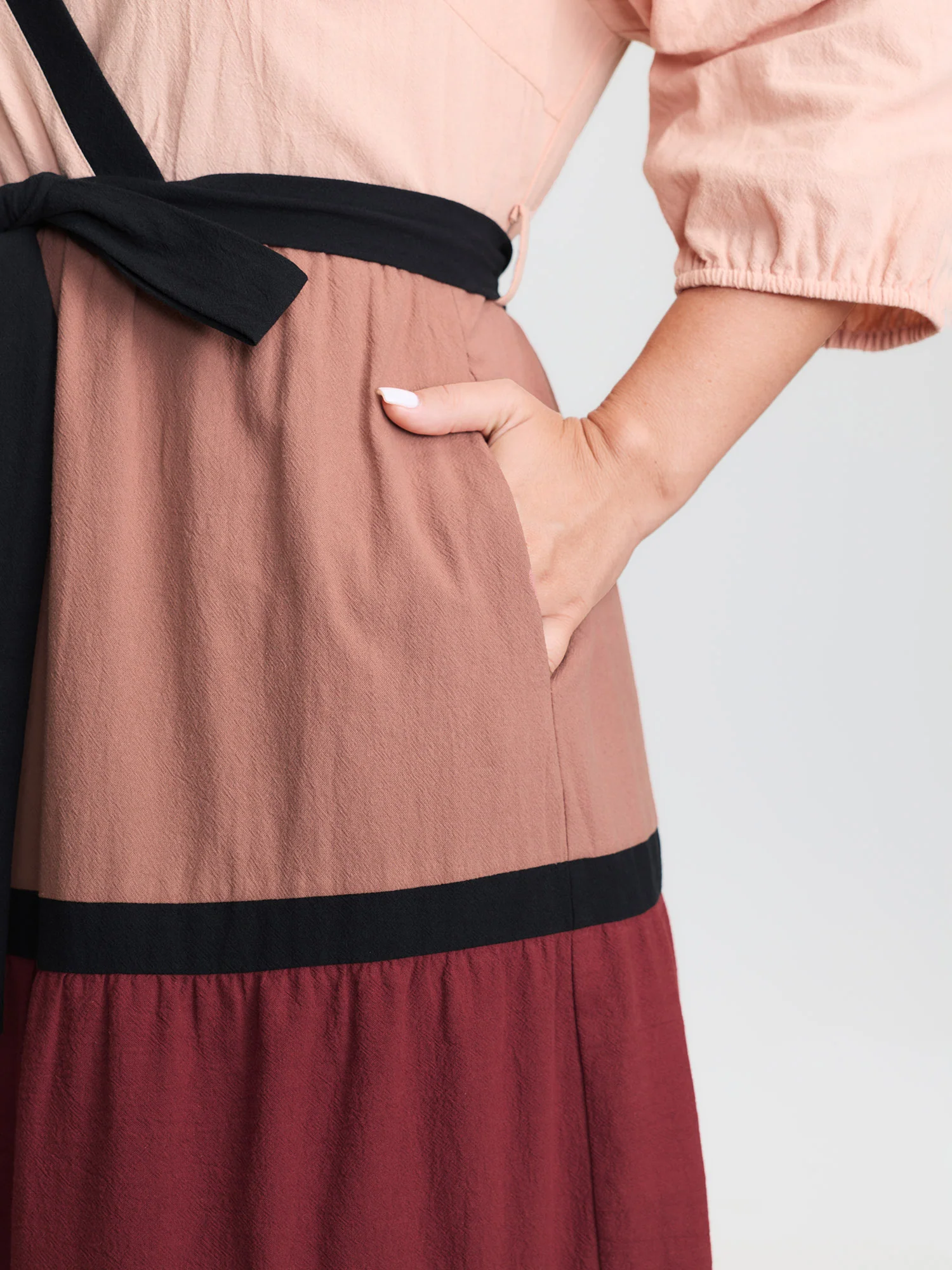 Cotton Colorblock Tiered Wrap Maxi Dress - Image 4