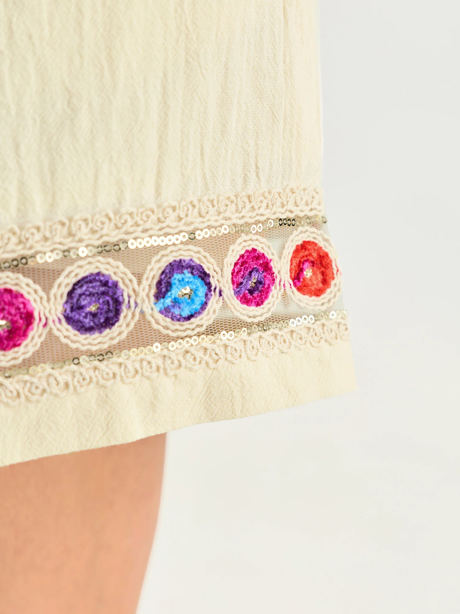 Cotton Colorful Embroidery Trim Drawstring Shorts - Image 3