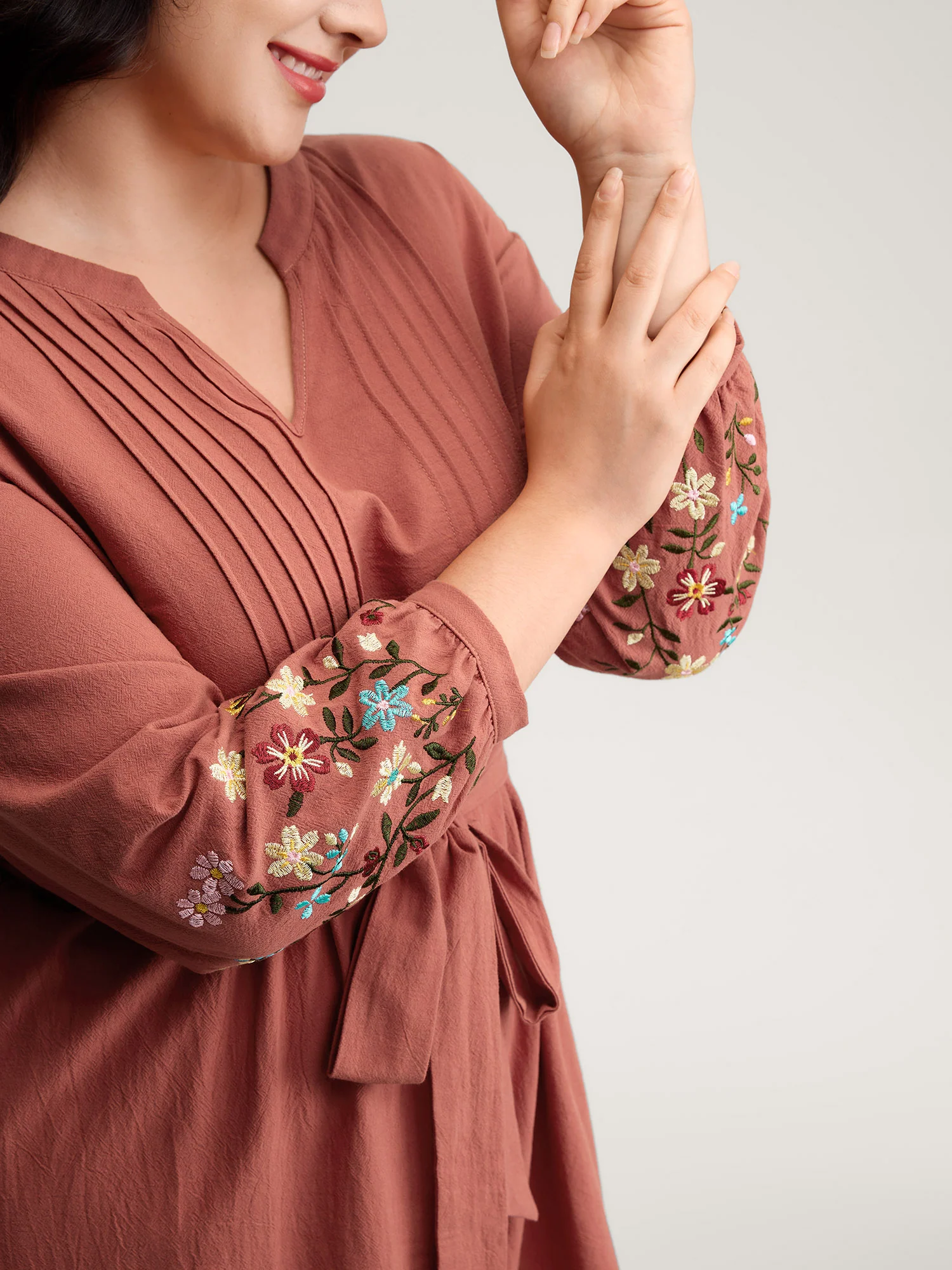 Cotton Embroidered Sleeve Waist-Tie Midi Dress - Image 2