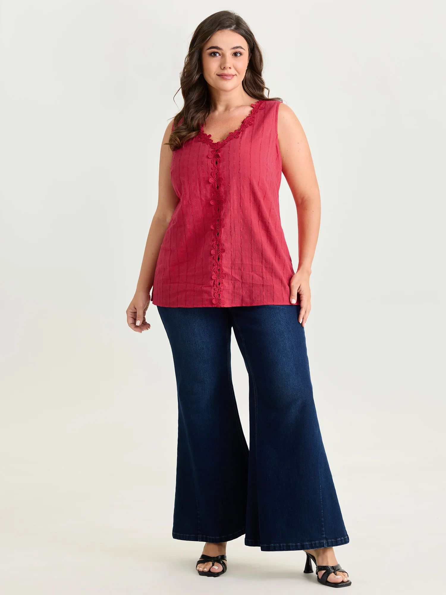 Cotton Floral Lace Detail Textured Tank Top - Image 3