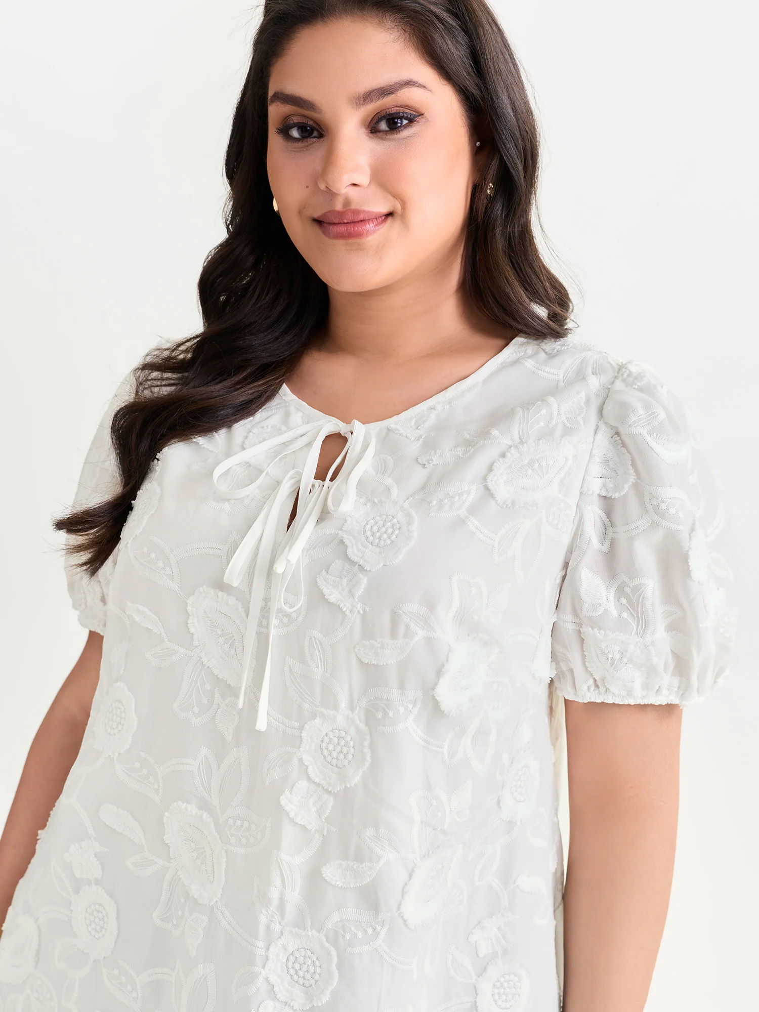 Cotton Floral Textured Puff Sleeve Lined Blouse - Image 2