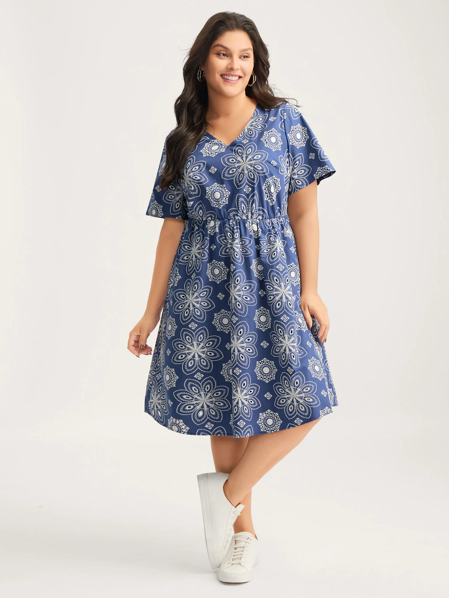 Cotton Large Floral Print Textured Pockets Midi Dress - Image 3