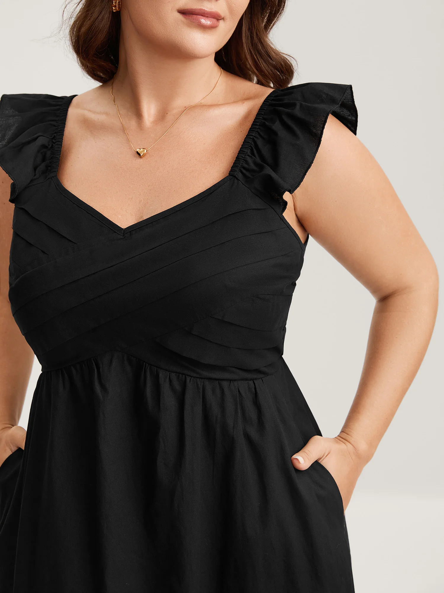 Cotton Pleated Overlap Pockets Maxi Dress - Image 2