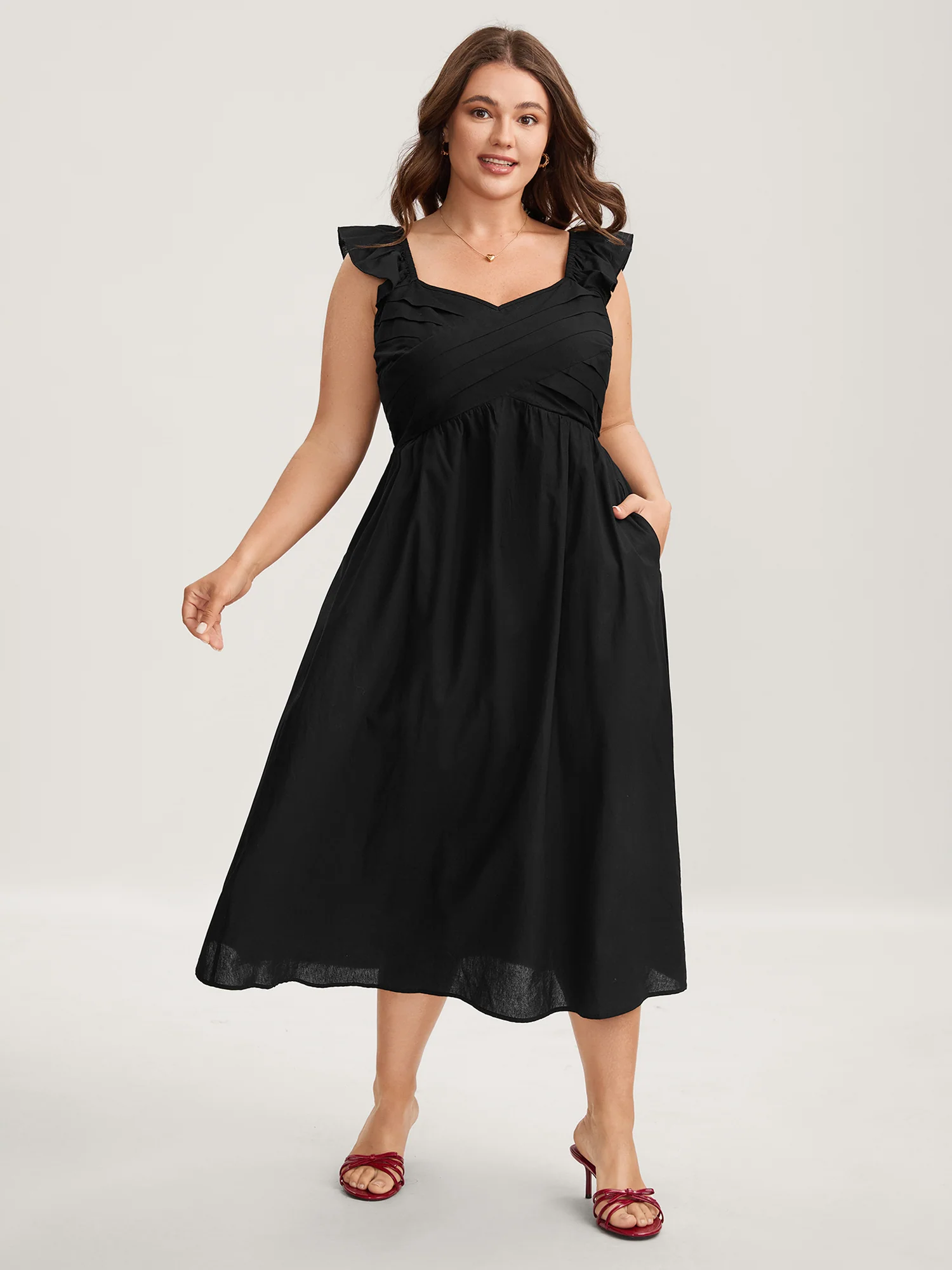 Cotton Pleated Overlap Pockets Maxi Dress - Image 3