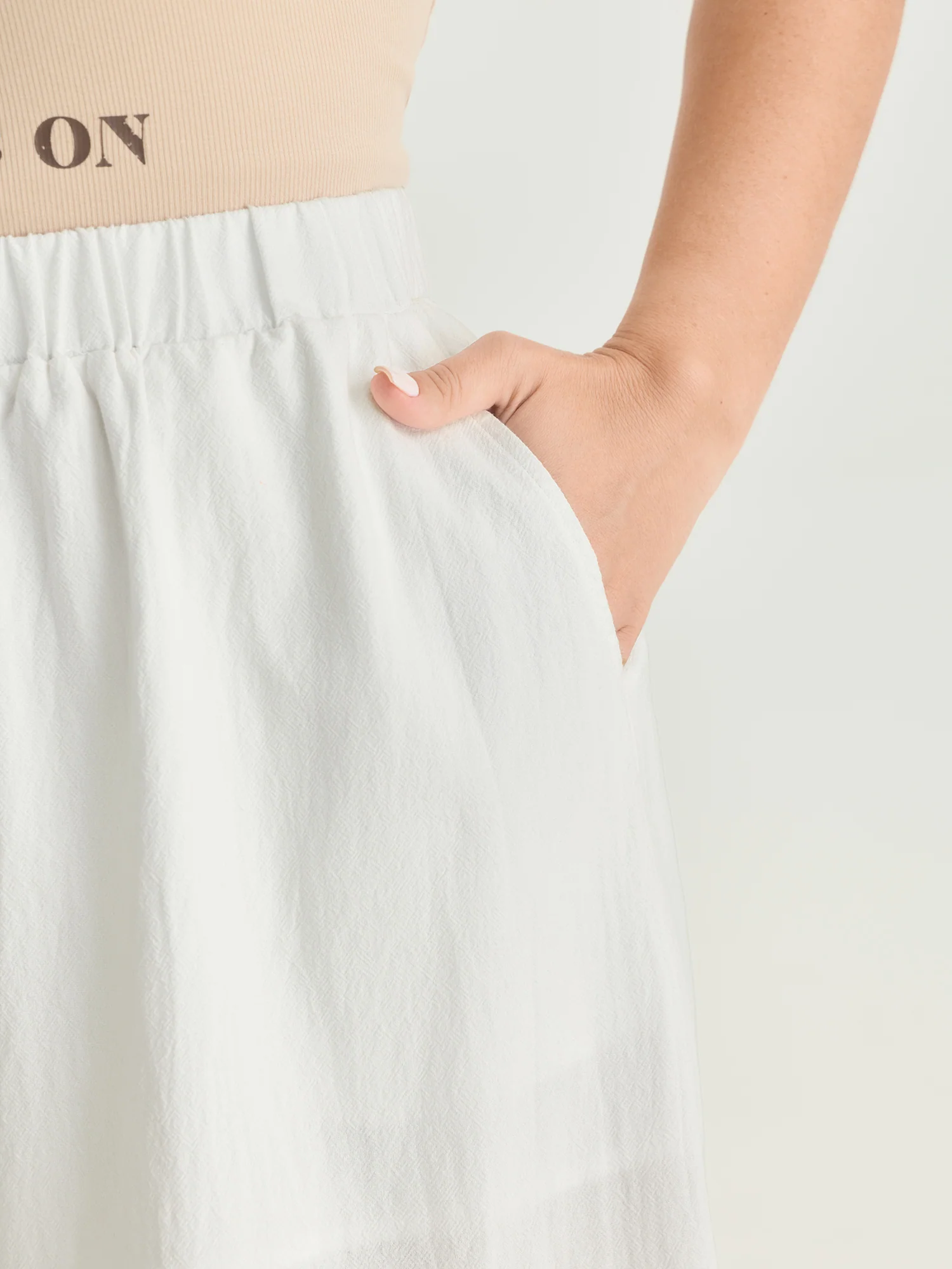 Cotton Scalloped Lace Hem Flared Pants - Image 3