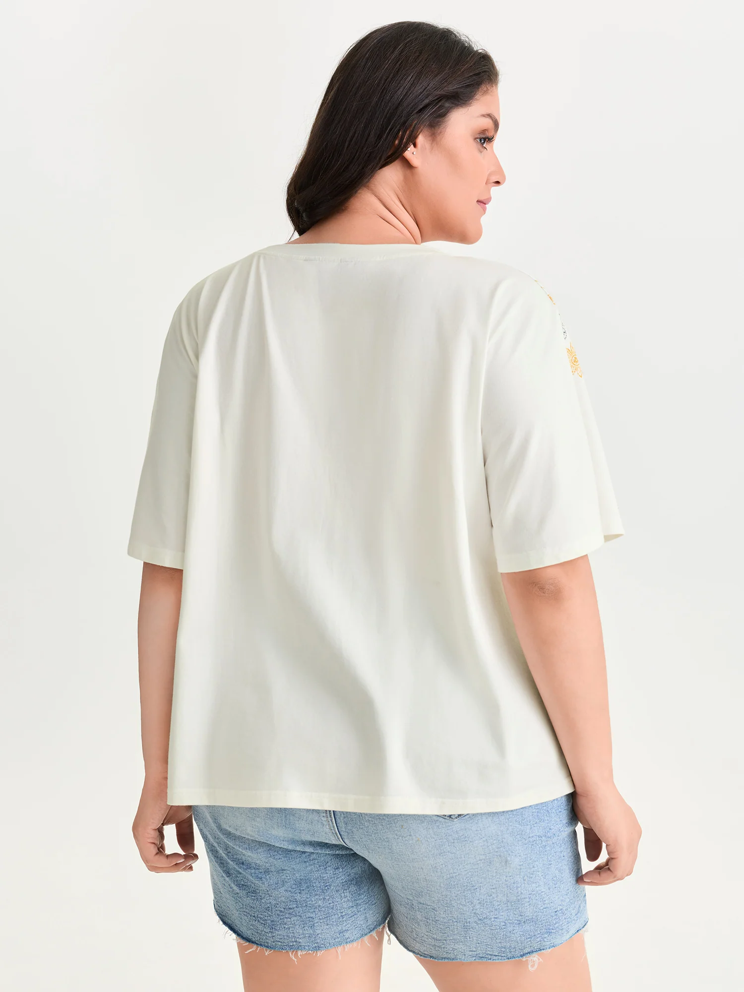 Cotton Stretchy Paisley Print Curvy Hem T-Shirt - Image 5