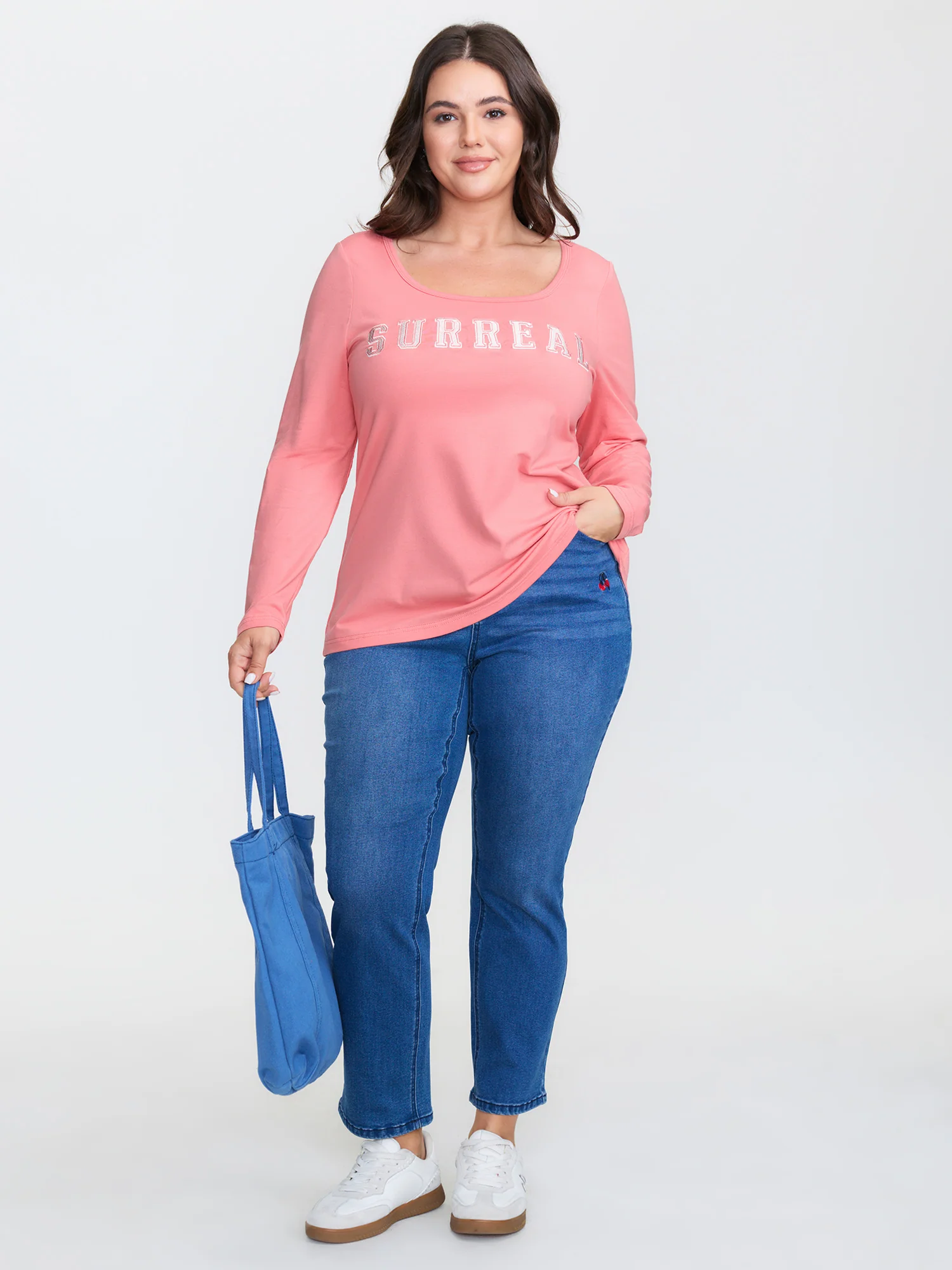 Cotton Surreal Motif Scoop Neck T-Shirt - Image 3