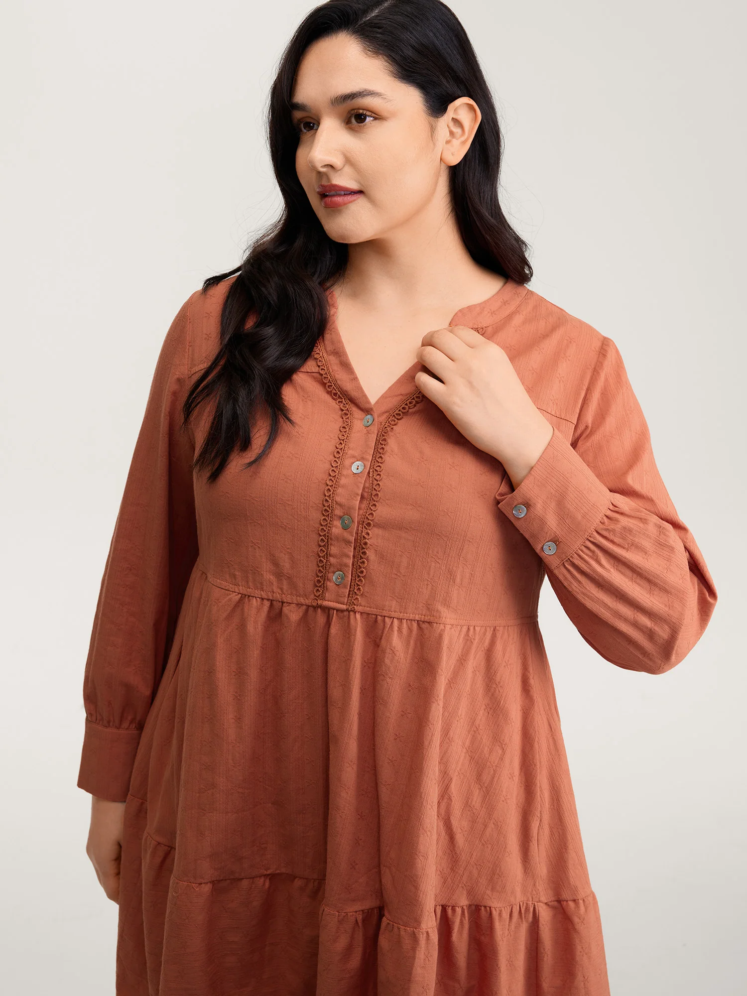 Cotton Textured Button Tiered Knee Dress - Image 2