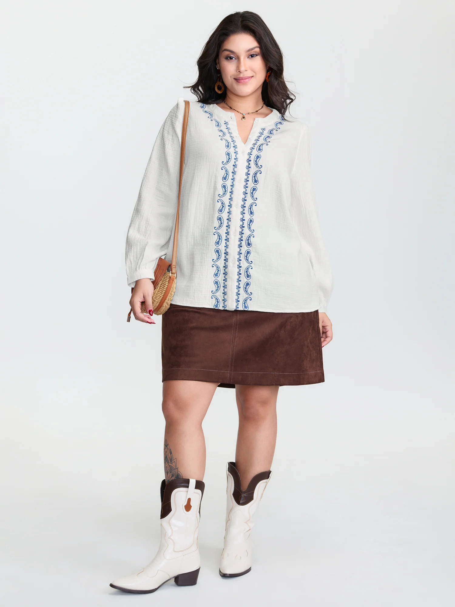 Cotton Textured Embroidered Notched Collar Blouse - Image 2