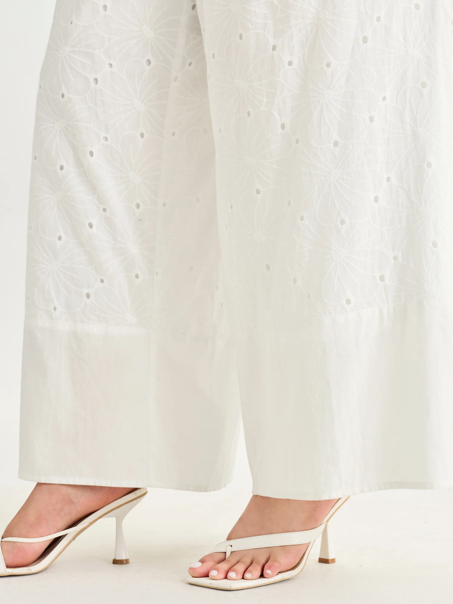 Cotton Textured Pocket Wide Leg Pants - Image 5