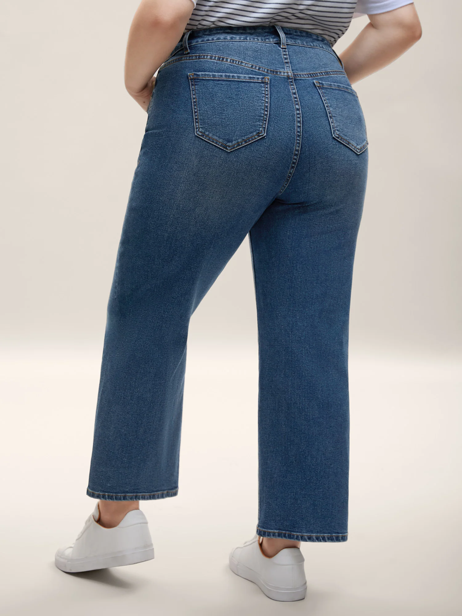 Cowboy Waist Straight-Leg Mid-Rise Jeans - Image 2